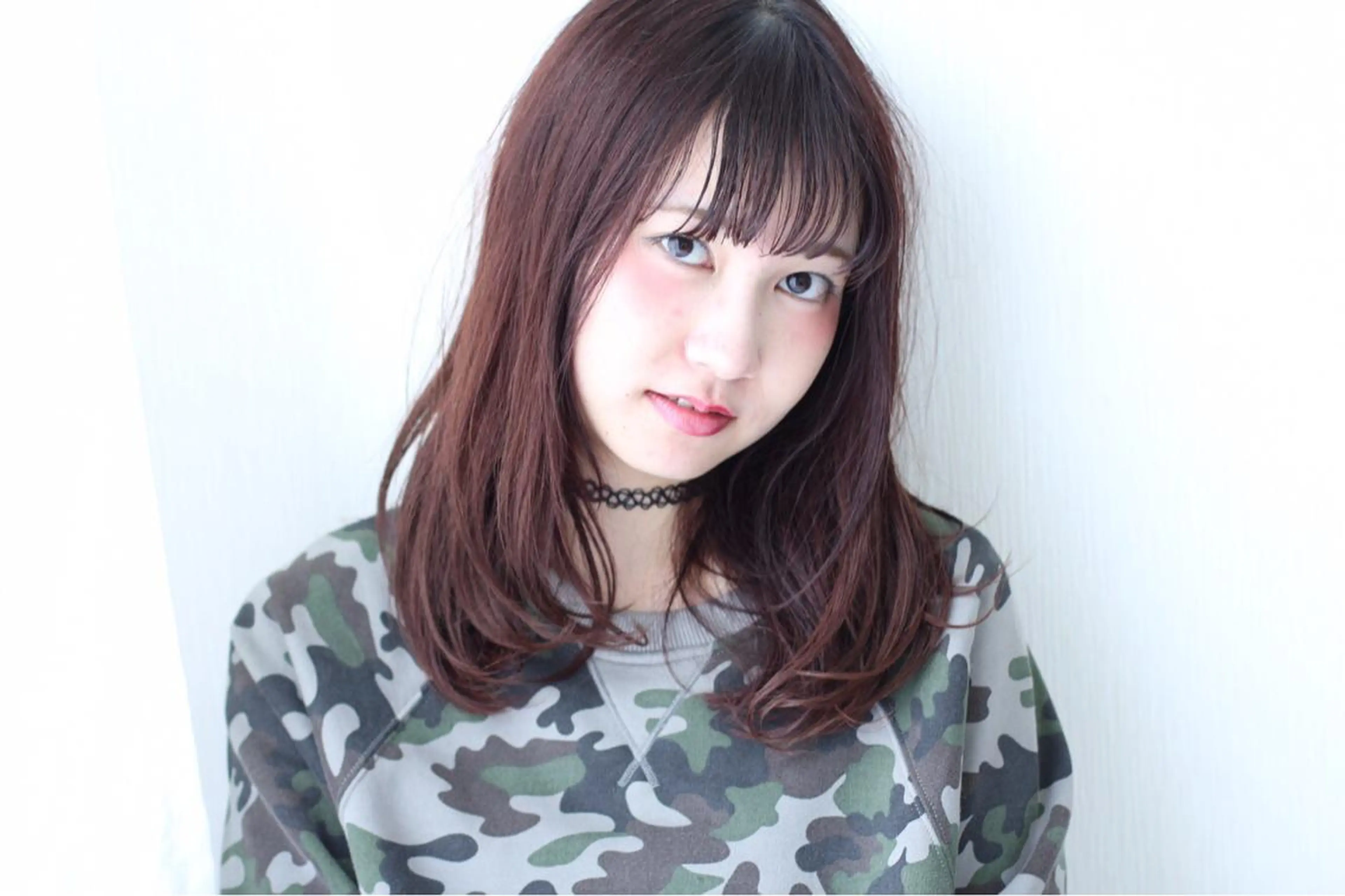 ロング カラー レッドカラー 安達 俊亮のヘアスタイル