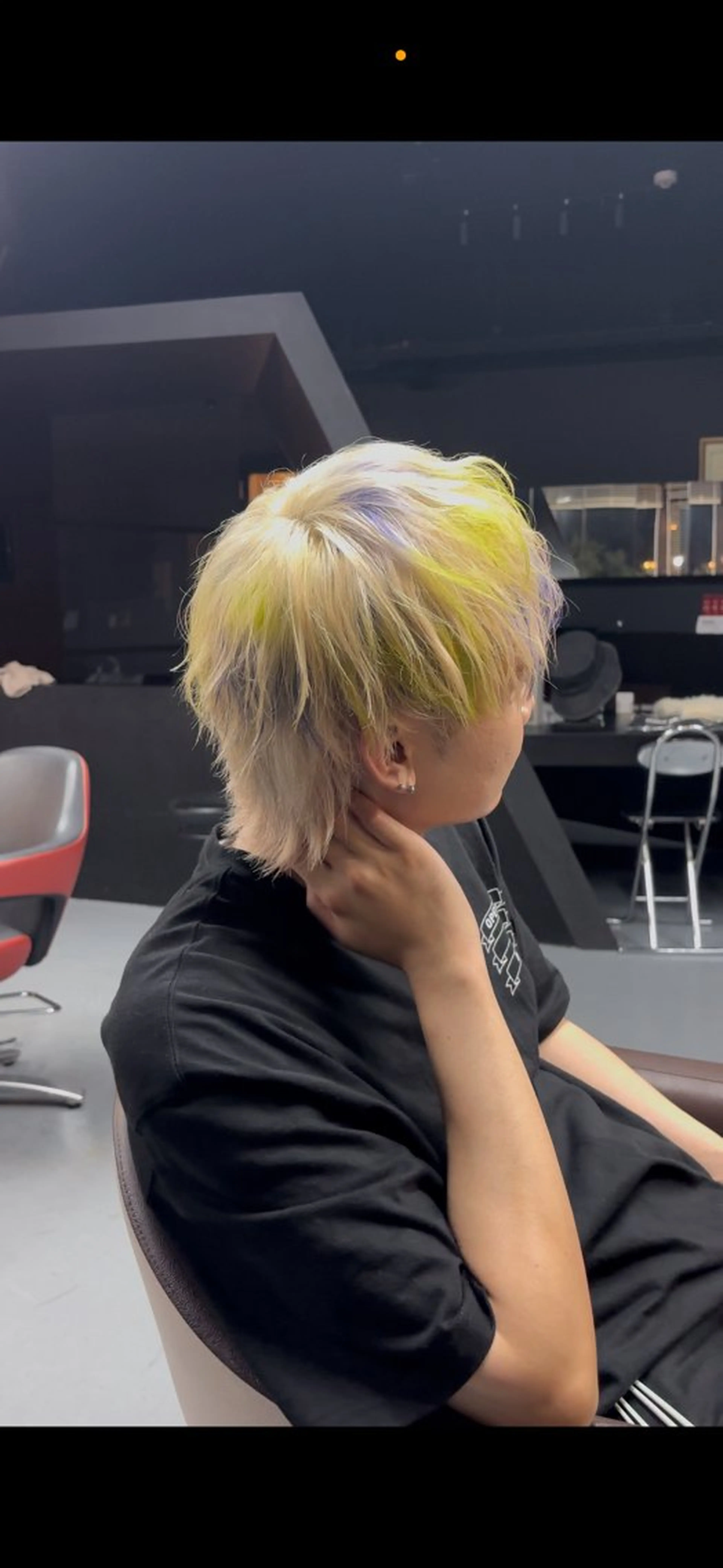 メンズ メンズブリーチ カット ヘアカラー いなおか かなとのヘアスタイル