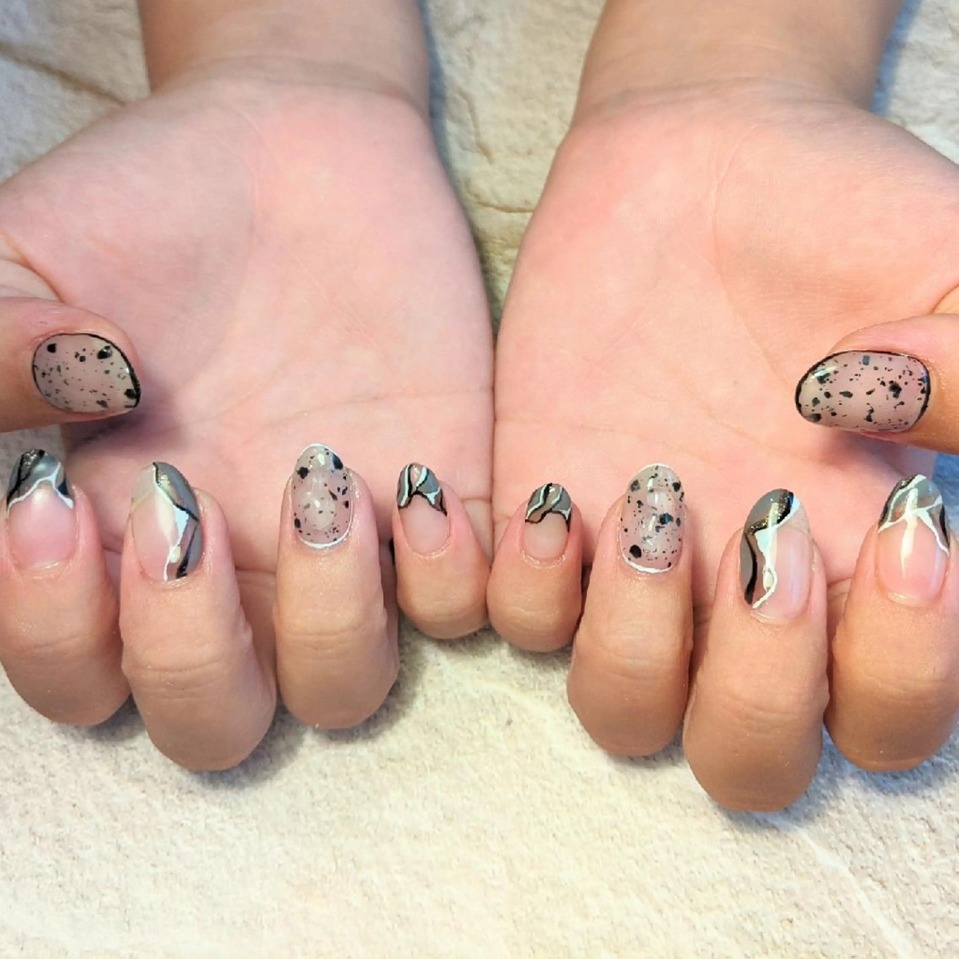 ネイル ｱｲﾗｯｼｭ ﾈｲﾙ ｻﾛﾝ つけるのマツエク・マツパデザイン