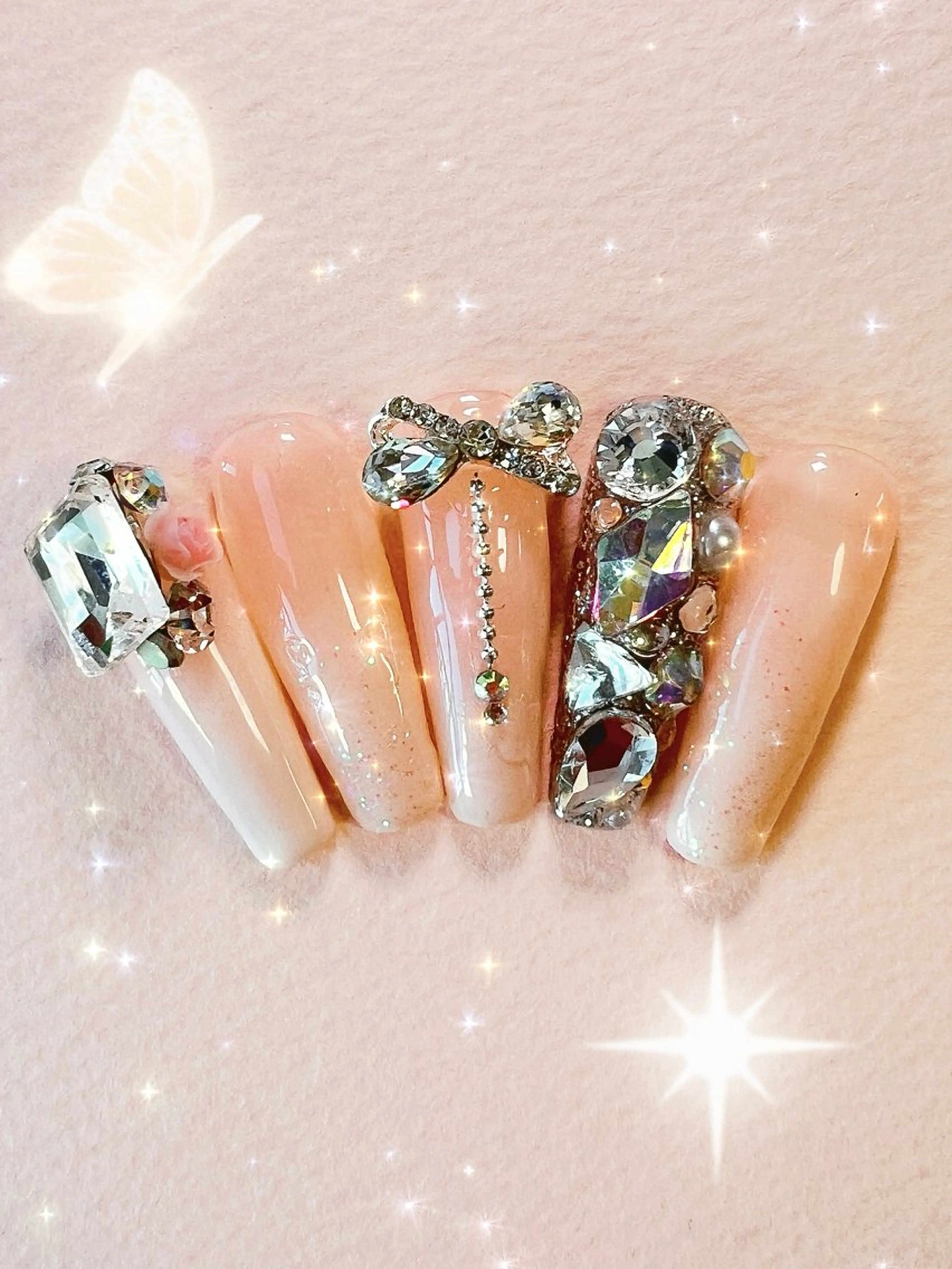 ネイル ネイリスト ハンのネイルデザイン