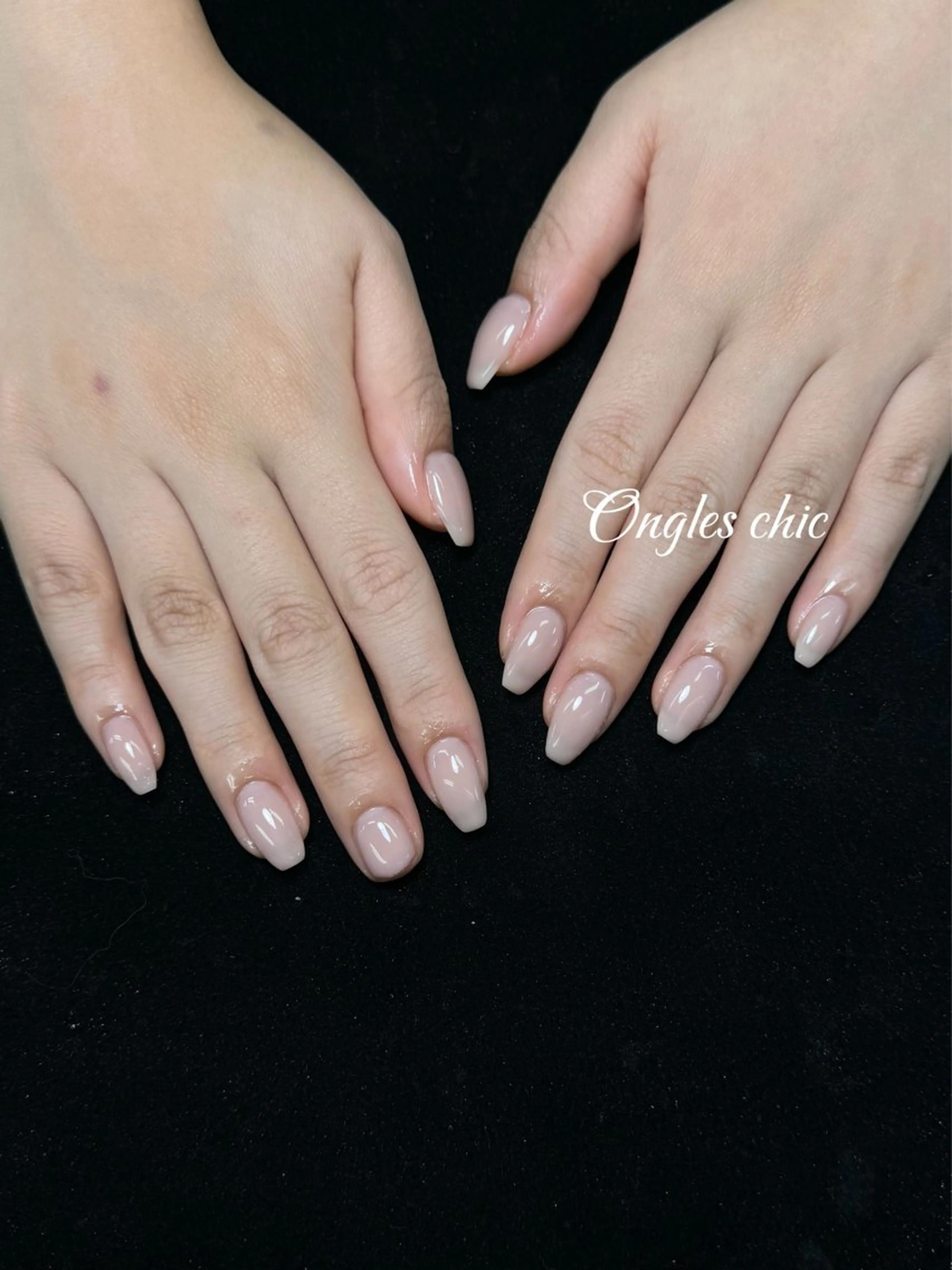 ネイル ハンドネイル ongles chicのネイルデザイン