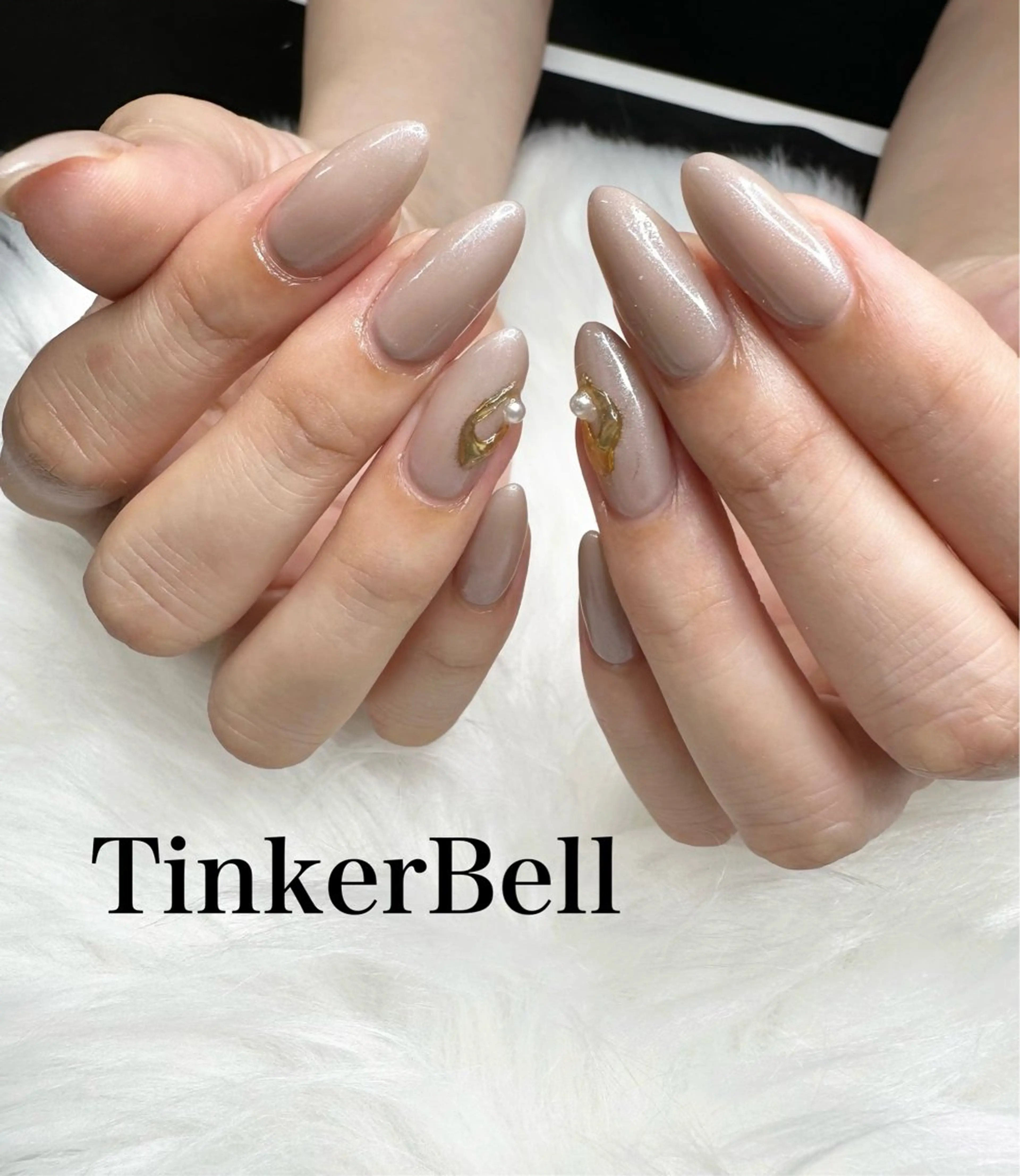 ネイル アートネイル ワンカラーネイル シンプルネイル ハンドネイル Tinker Bellのネイルデザイン