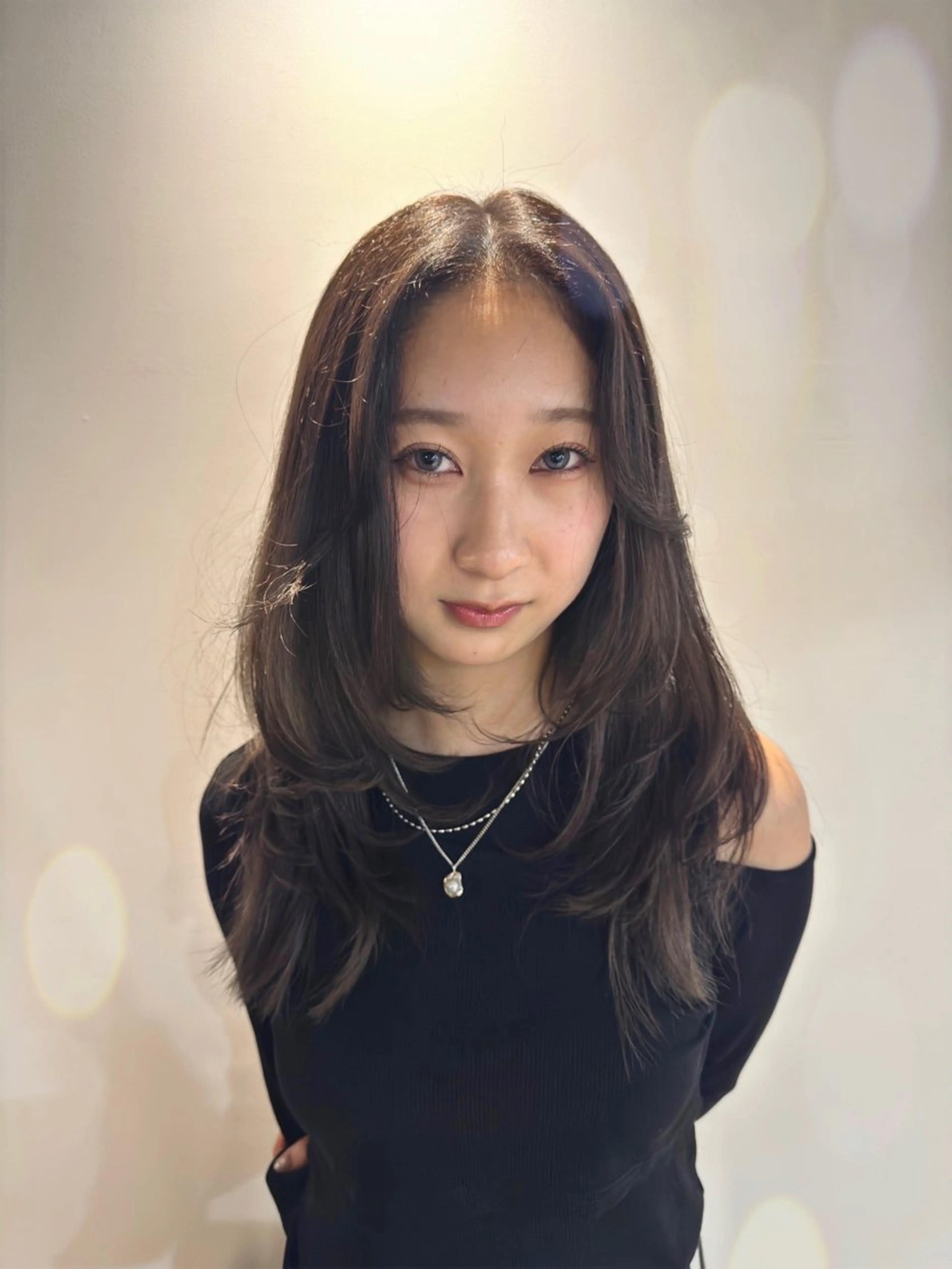 ロング saki/メンズパー マ・デザインカラーのヘアスタイル