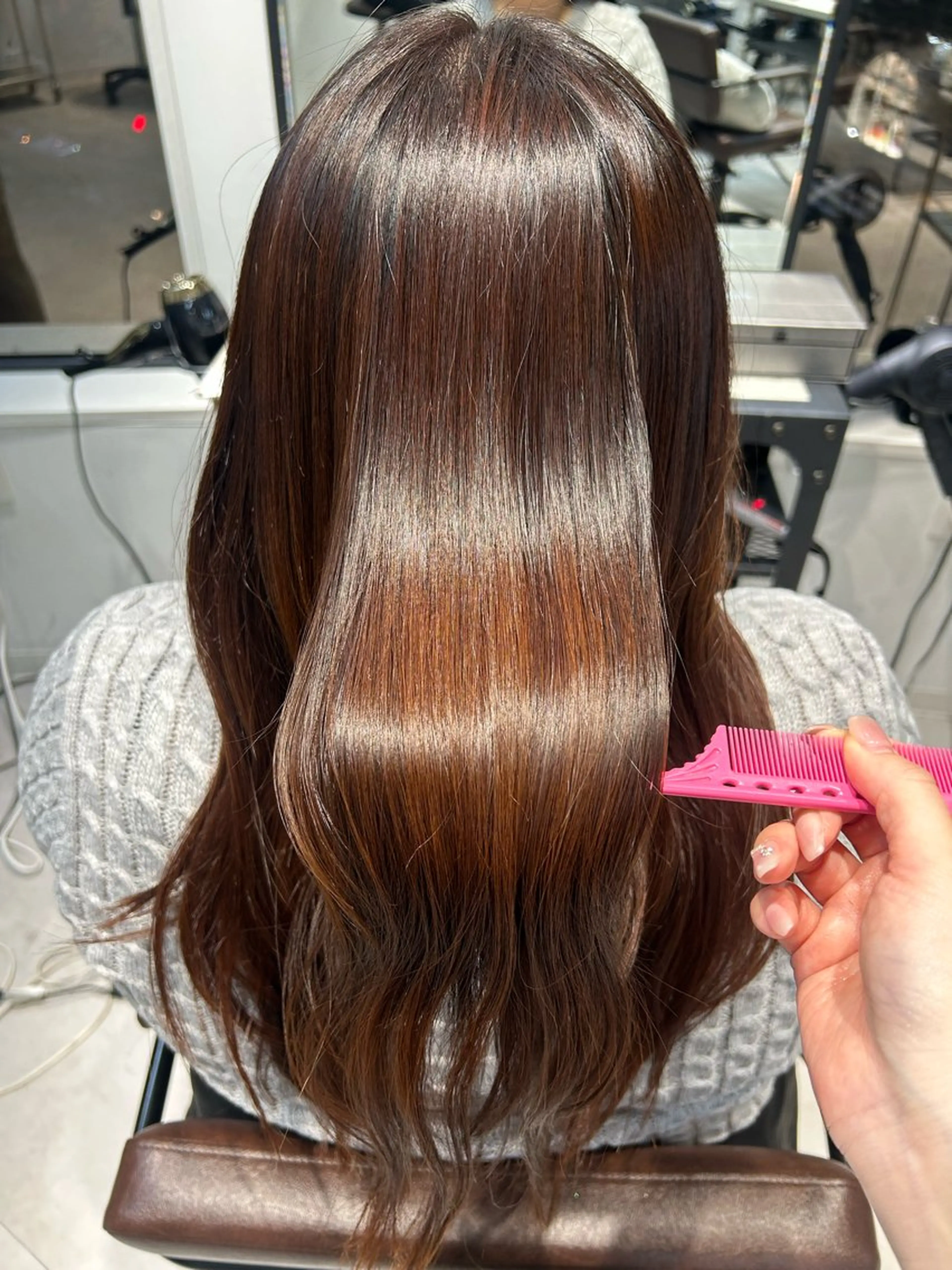 ロング 縮毛矯正 ninaアイドル前髪 ×透明感🎀のヘアスタイル