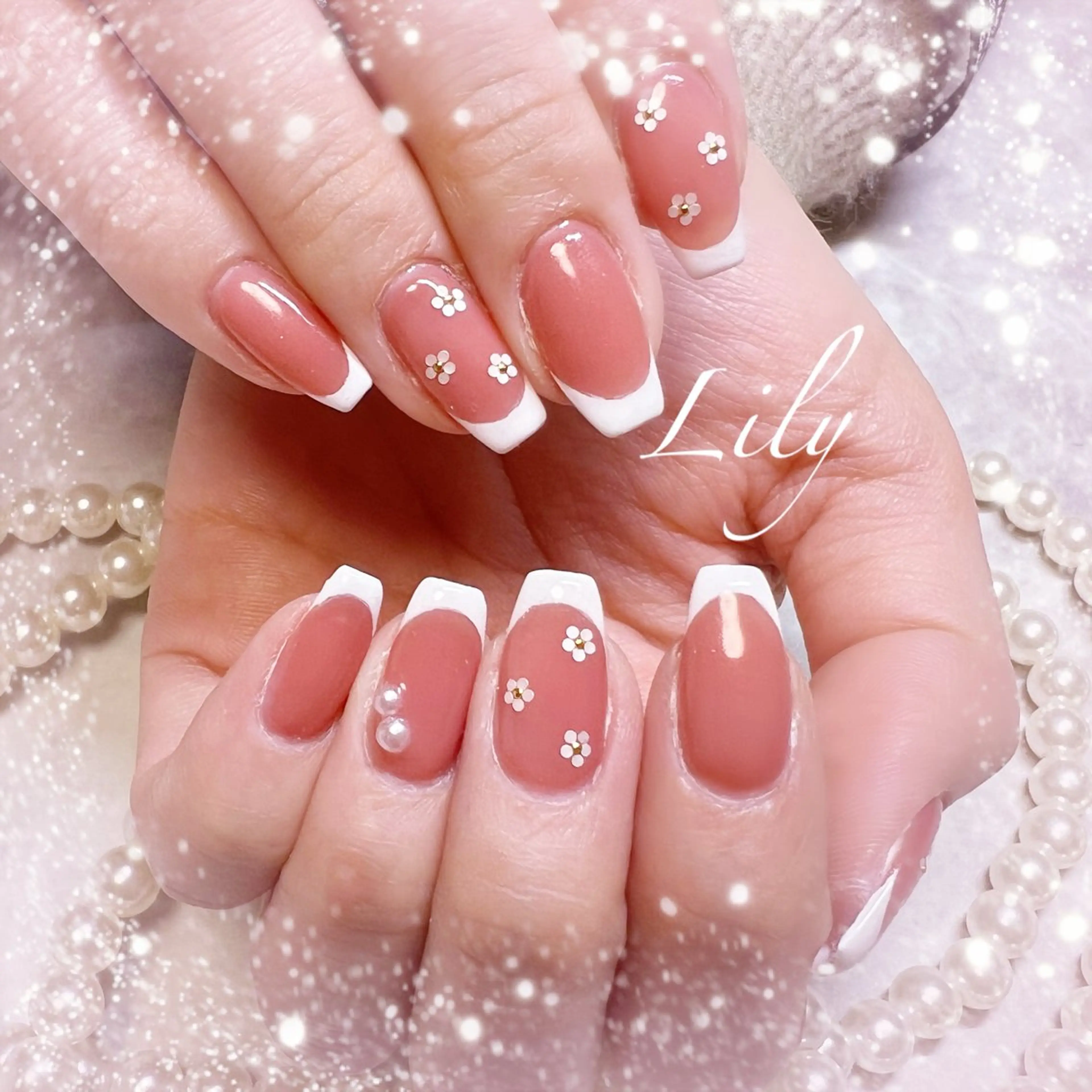 ネイル ハンドネイル Lily*nail 🌻Mii🌻のネイルデザイン