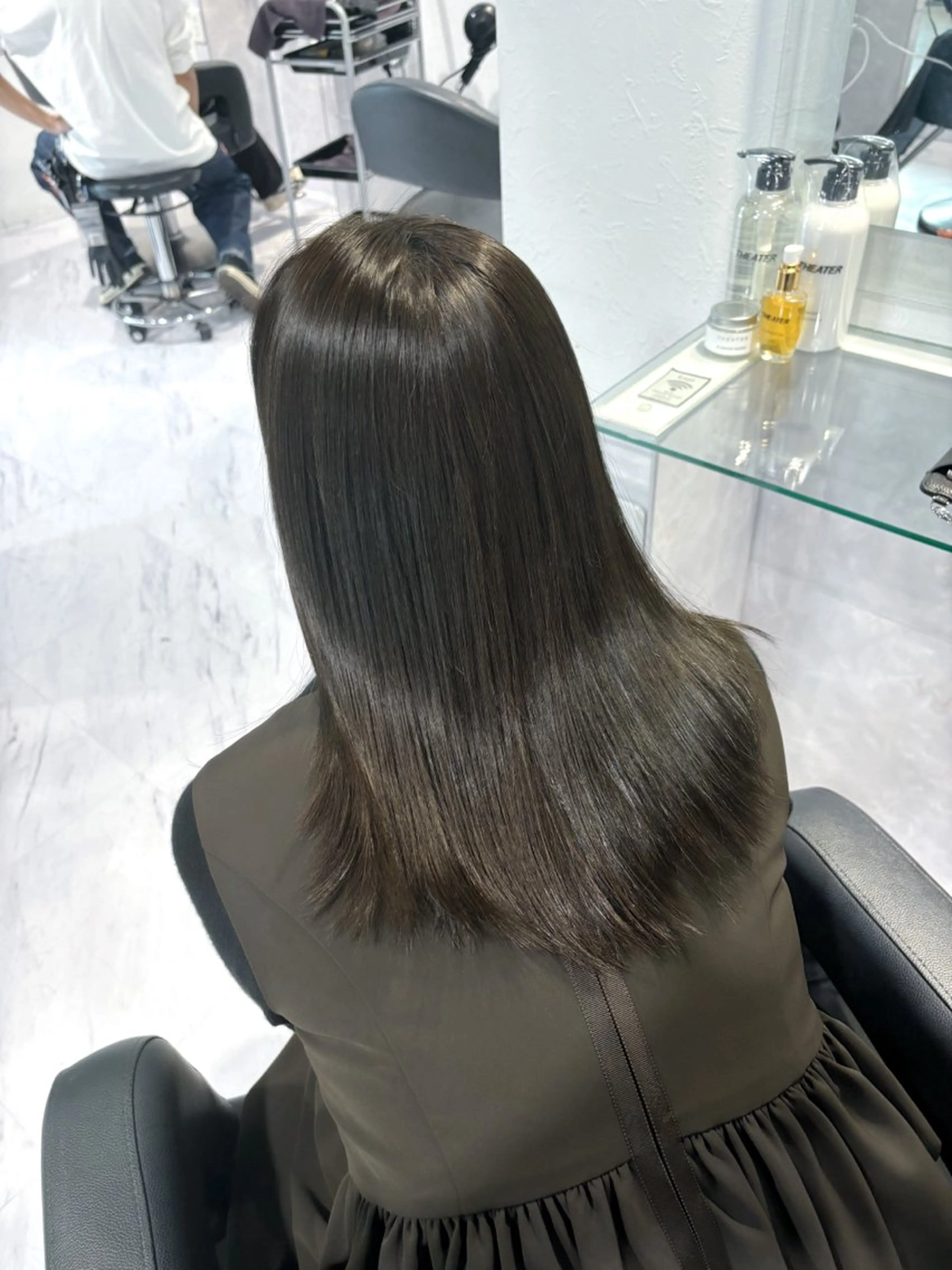 セミロング カラー アッシュ 透明感カラー 髪質改善 ヘアカラー トリートメント ヘッドスパ ヘアセット 表参道♡暗髪♡ 艶カラー♡アユミのヘアスタイル