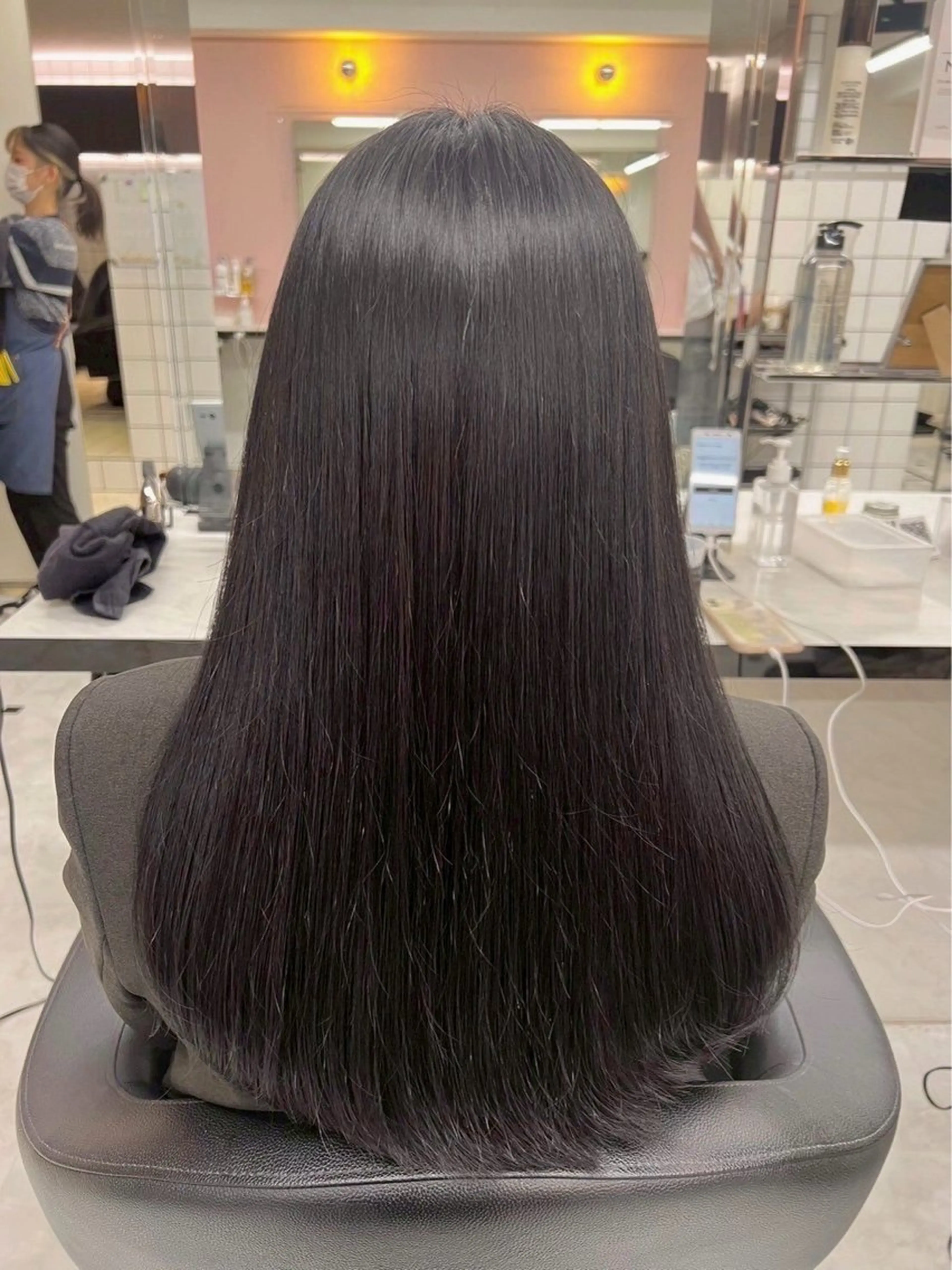 ロング カラー ベージュカラー ブリーチ 透明感カラー ダブルカラー 髪質改善 透明感🤍レイヤー ベージュ‎🤍ピンクのヘアスタイル