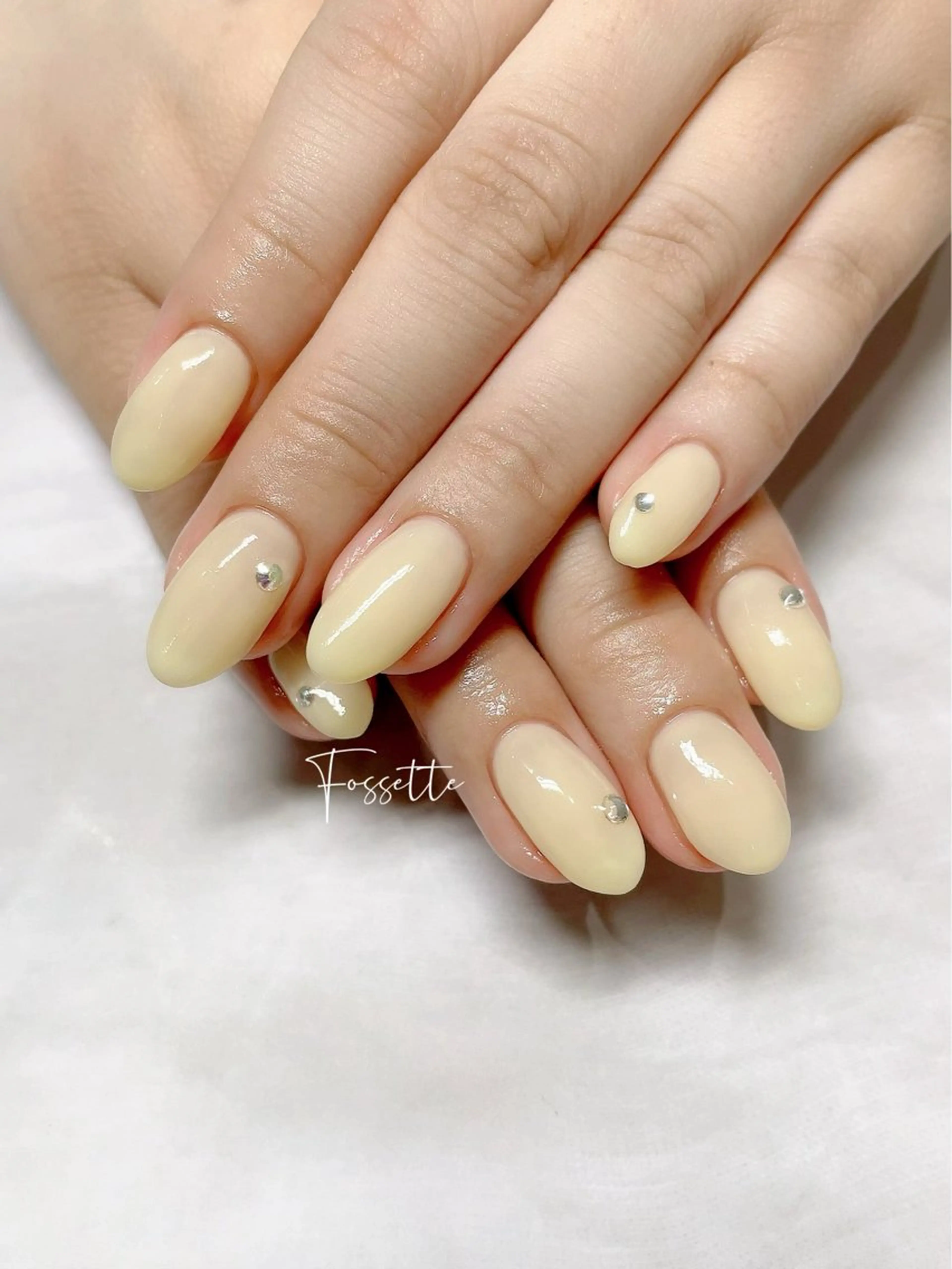 ネイル オーロラネイル オフィスネイル ワンカラーネイル シンプルネイル ストーンネイル nailsalon Fossetteのネイルデザイン