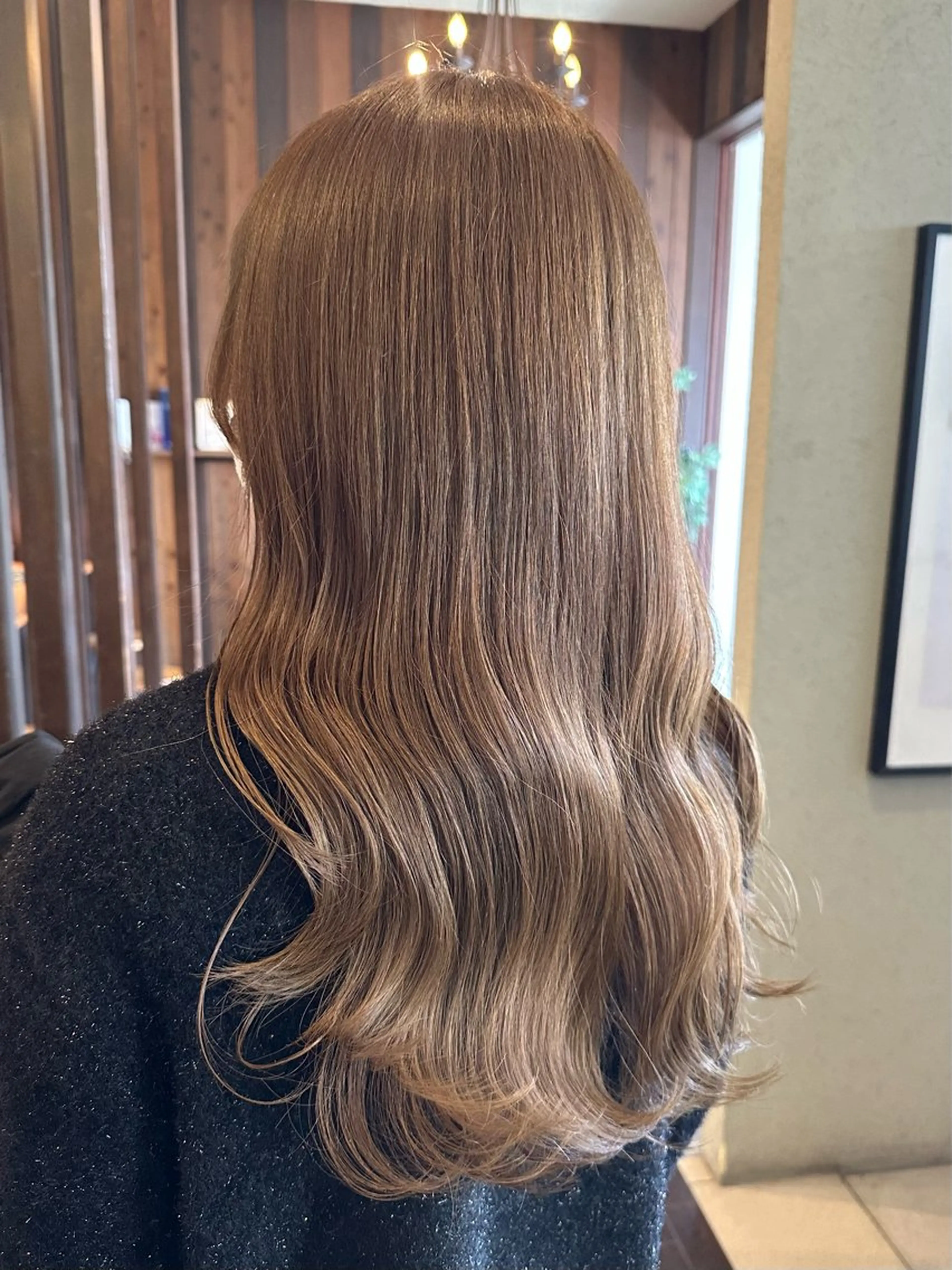 ロング カラー ベージュカラー ブリーチ 透明感カラー ダブルカラー ブリーチなしカラー カット ヘアカラー BRANCHÉ小牧/ 西尾 美月のヘアスタイル