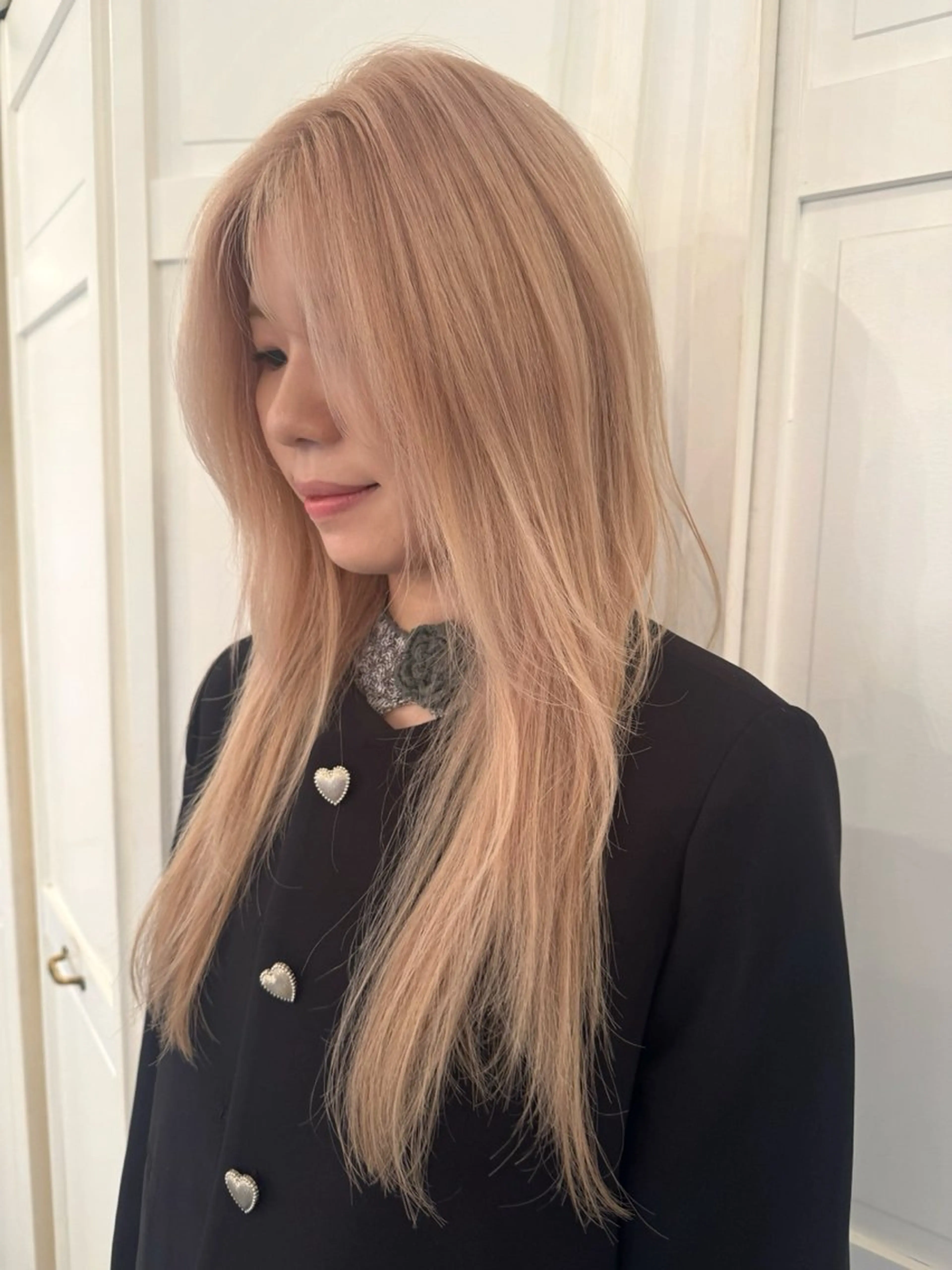 カラー ヘアカラー ブリーチカラー🎀 韓国風/寺門美優のヘアスタイル