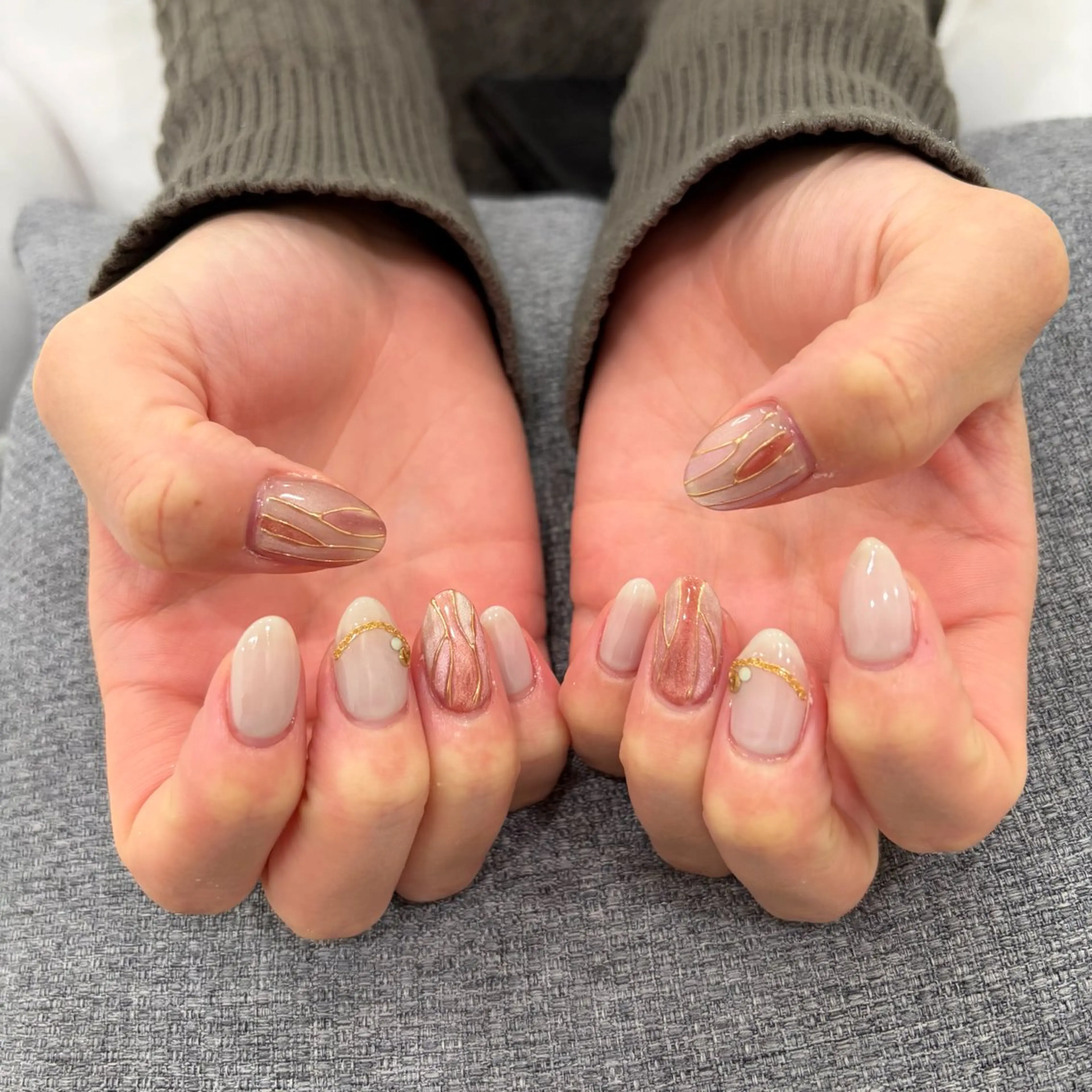 ネイル LUCULIA 西山のネイルデザイン