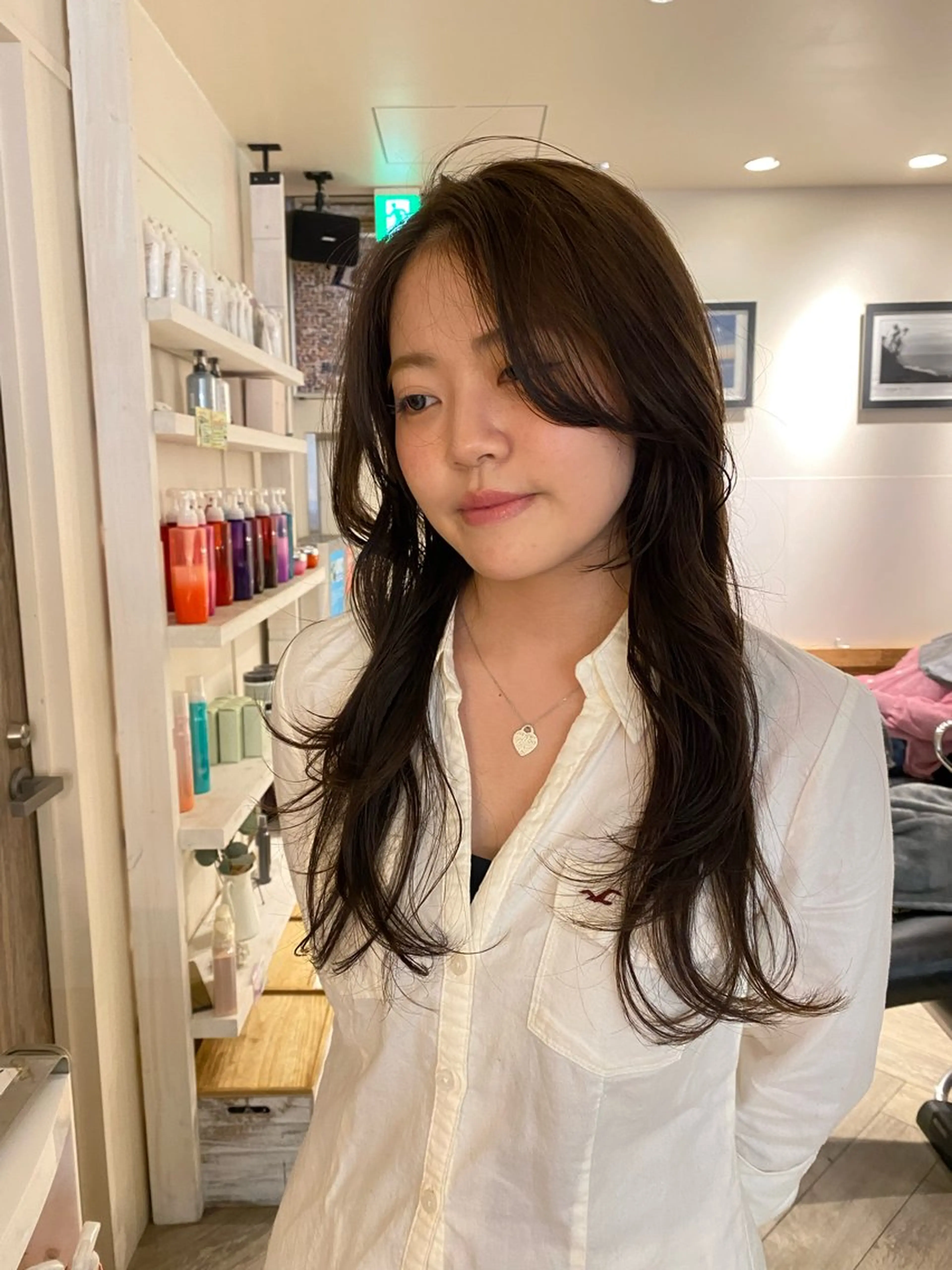ロング カラー カット ヘアカラー ナチュラルヘア🫧 ナナミのヘアスタイル