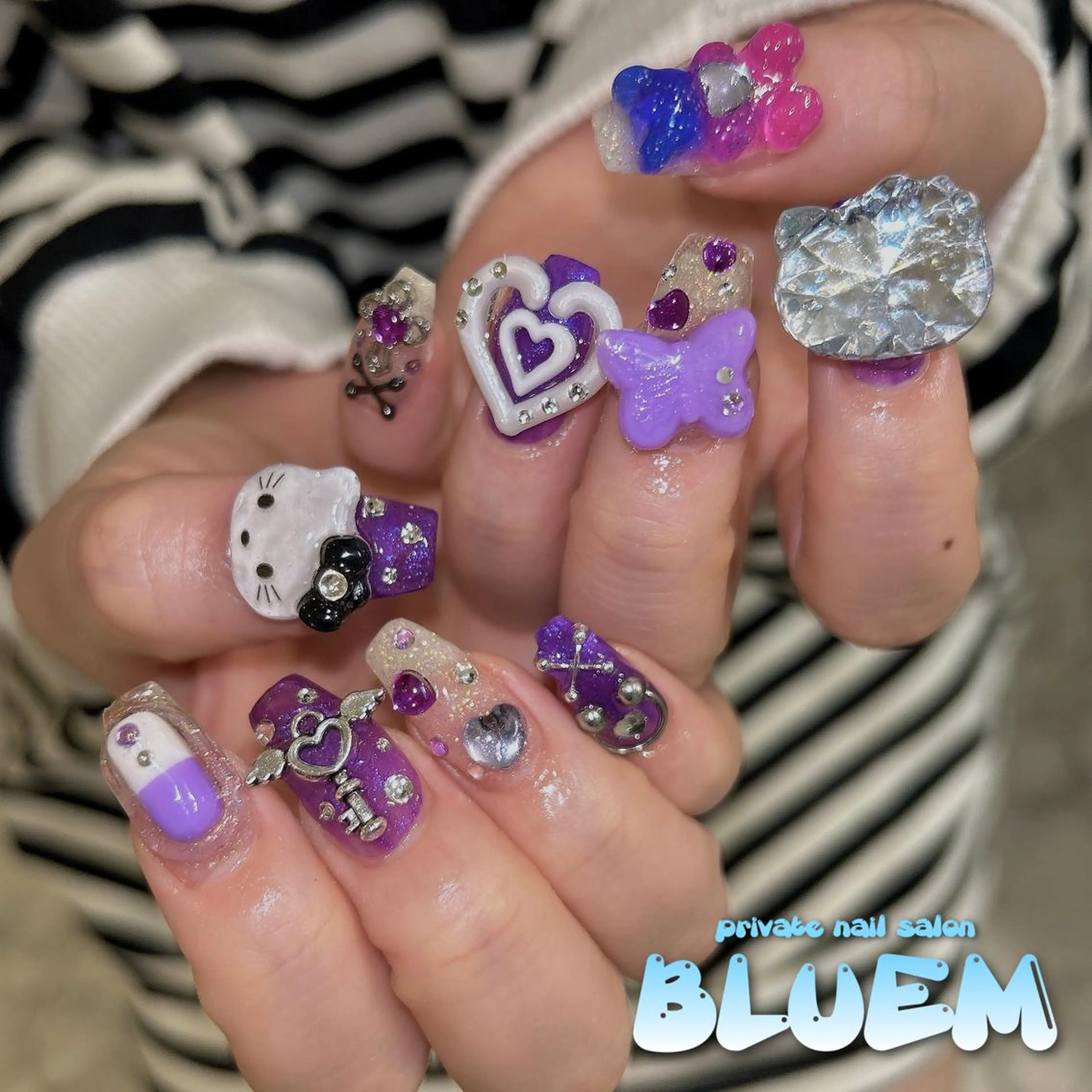 ネイル ハンドネイル BLUEM なな🐶のネイルデザイン