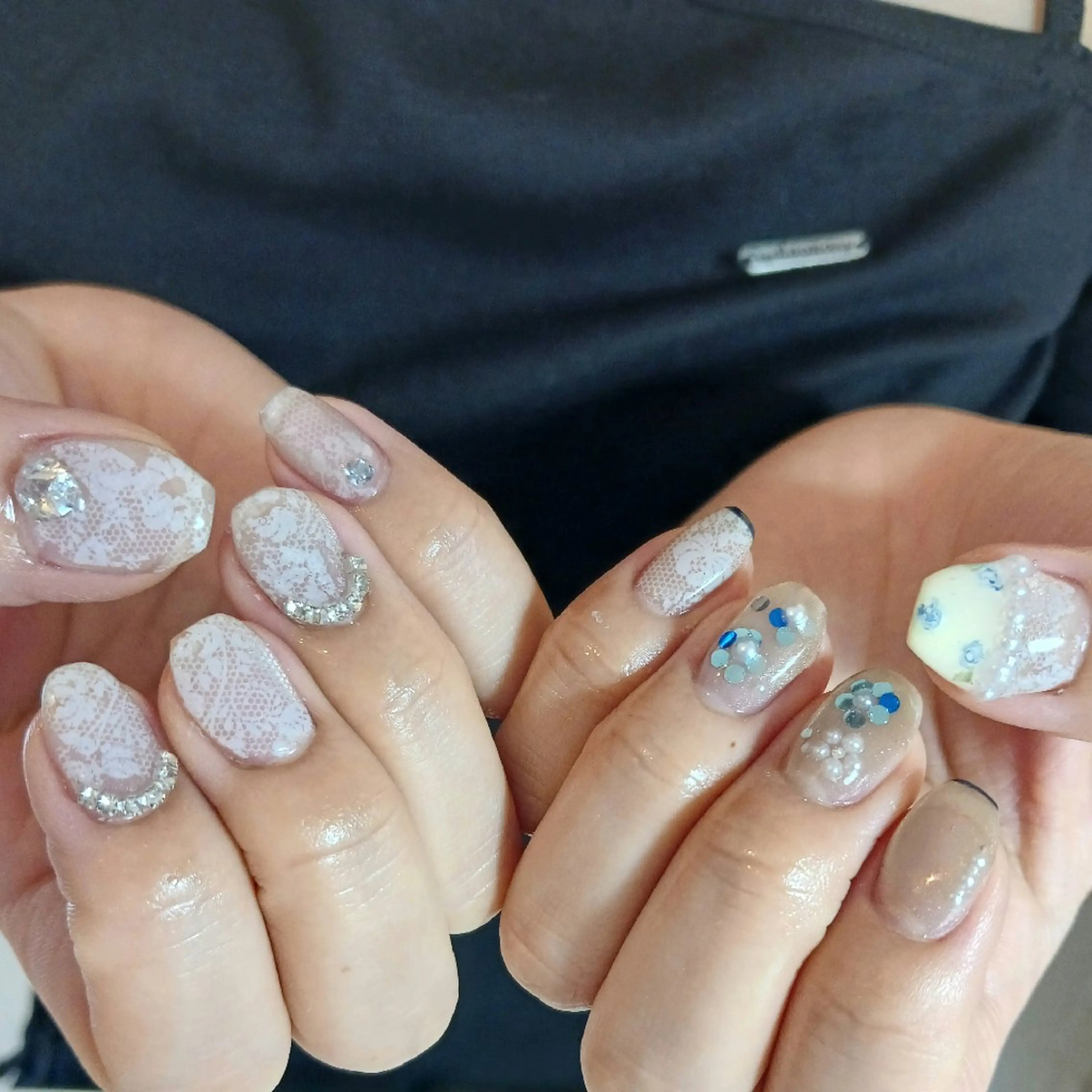 ネイル フラワーネイル フレンチネイル ホログラムネイル レース マグネットネイル ハンドネイル owlnail /持込みデザイン専門のネイルデザイン