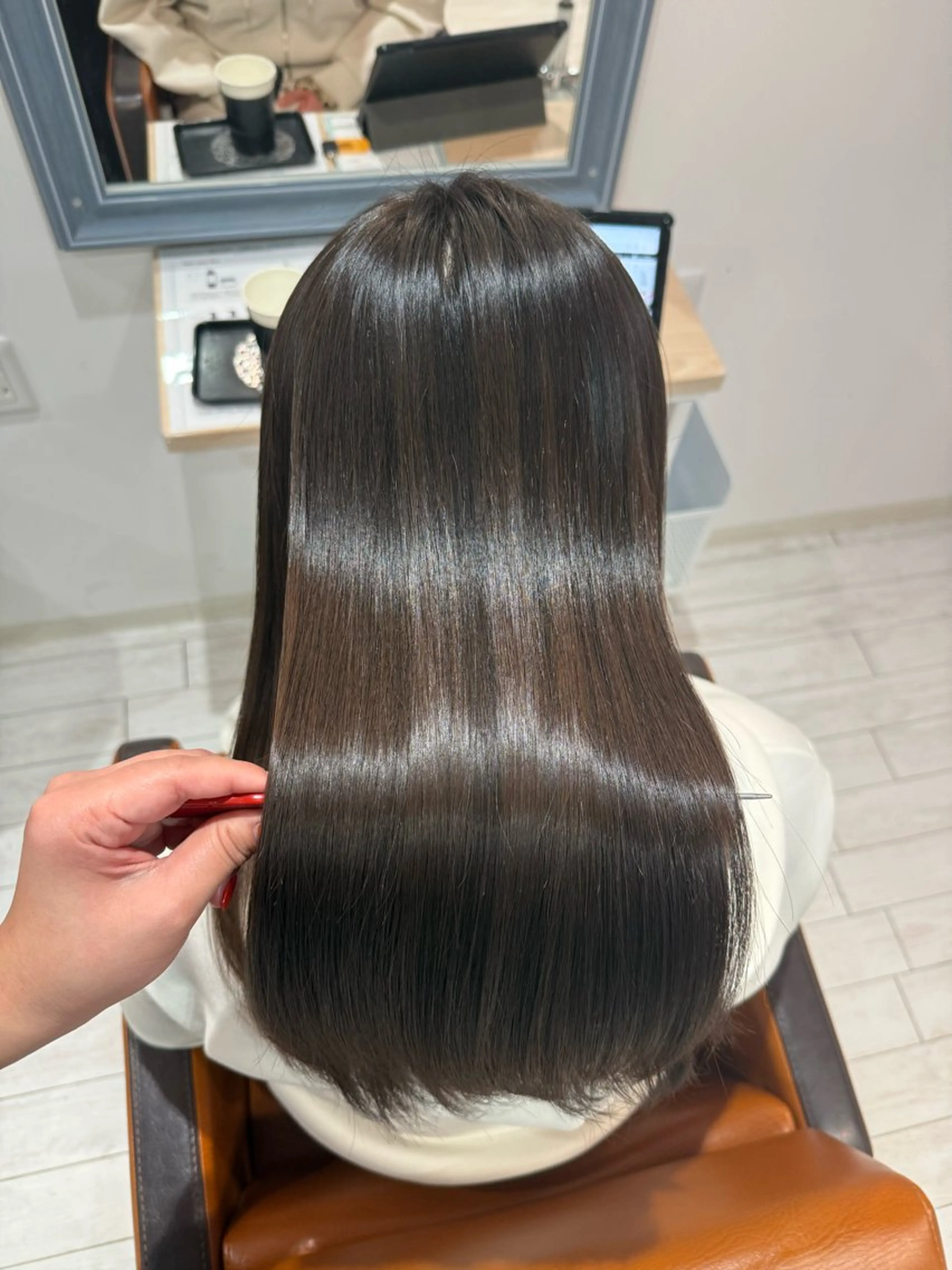 セミロング カット 縮毛矯正 トリートメント 🍊髪質改善🍊縮毛 矯正🍊濱野紗奈🍊のヘアスタイル