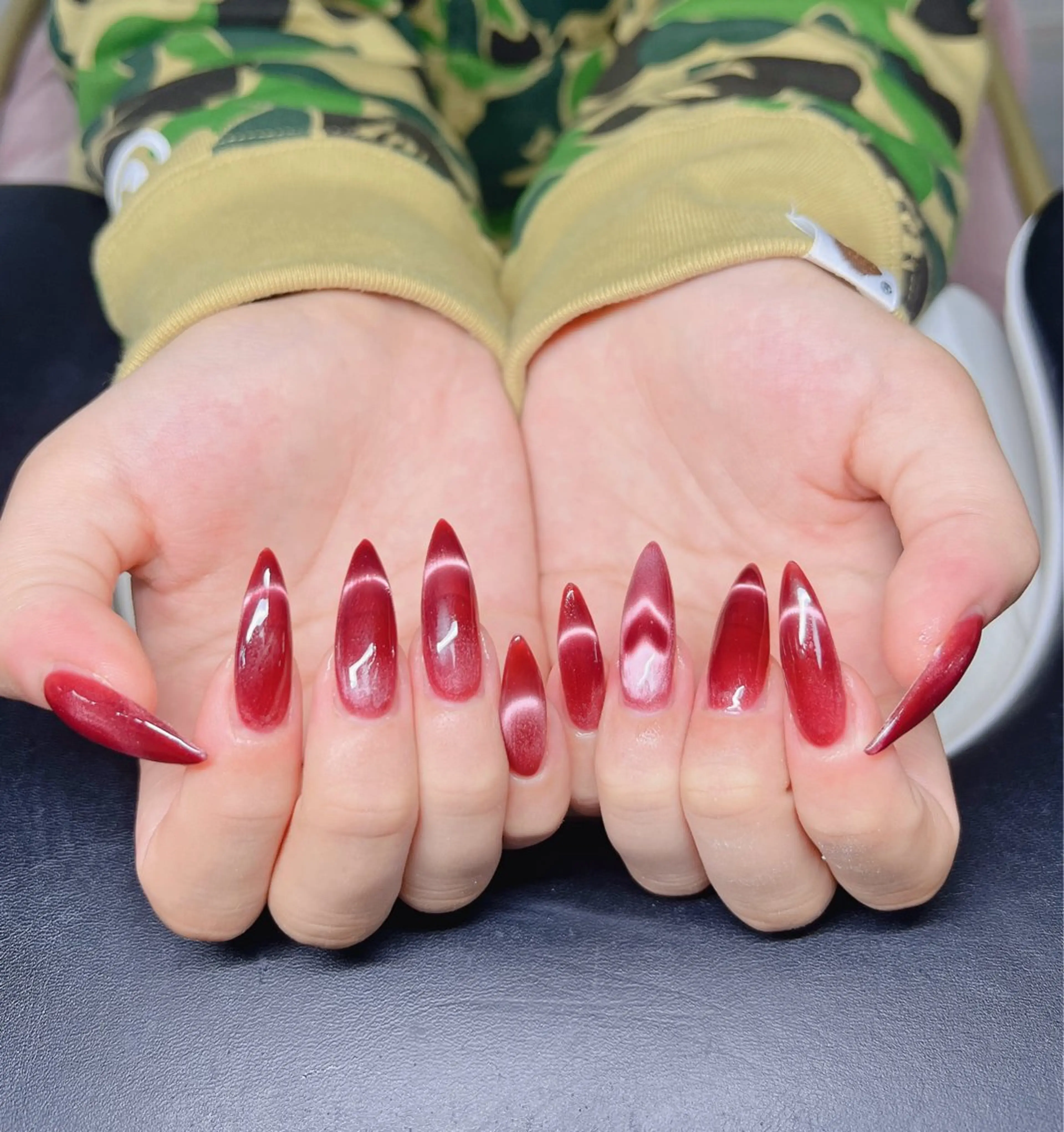 ネイル 長さ出し グラデーション 卒業式 キラキラネイル マグネットネイル ハンドネイル Lee Nails チップ長さだし専門店のネイルデザイン