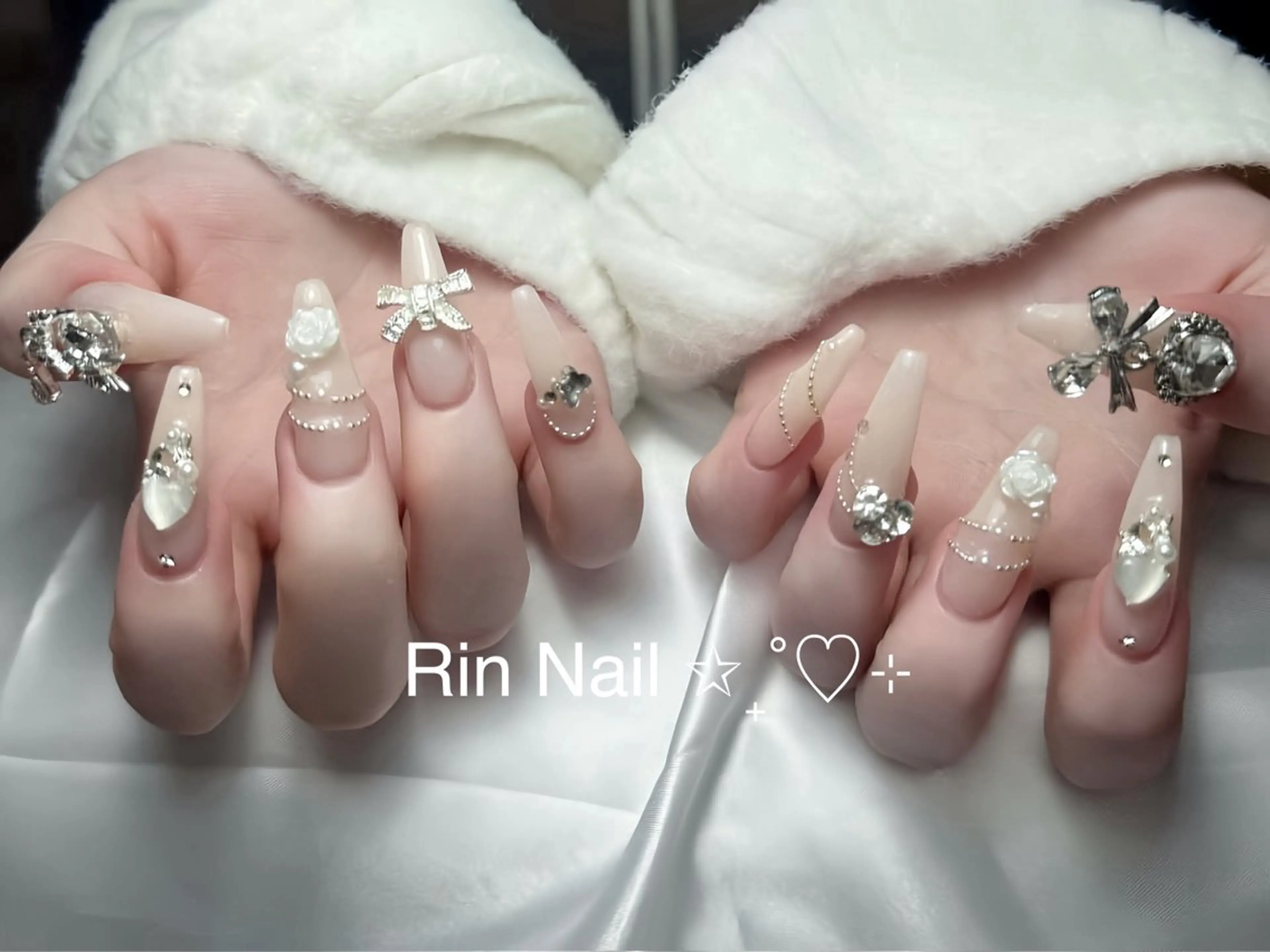 ネイル チークネイル フラッシュネイル フラワーネイル フットネイル ジェルネイル ハンドネイル Rin Nail Shinokuboのネイルデザイン