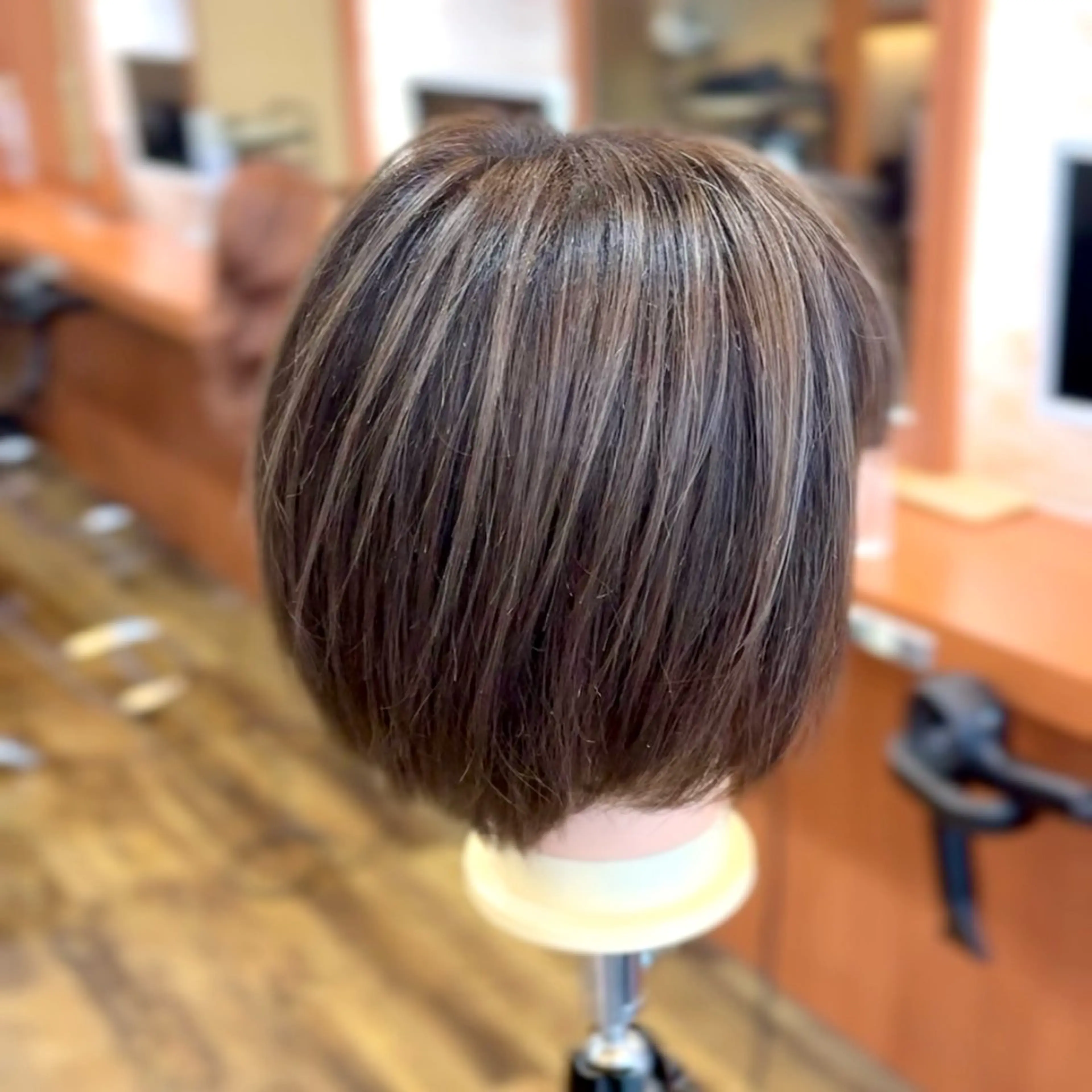 ショート ショートボブ ボブ ハイライト ショートヘア 小川 修平のヘアスタイル