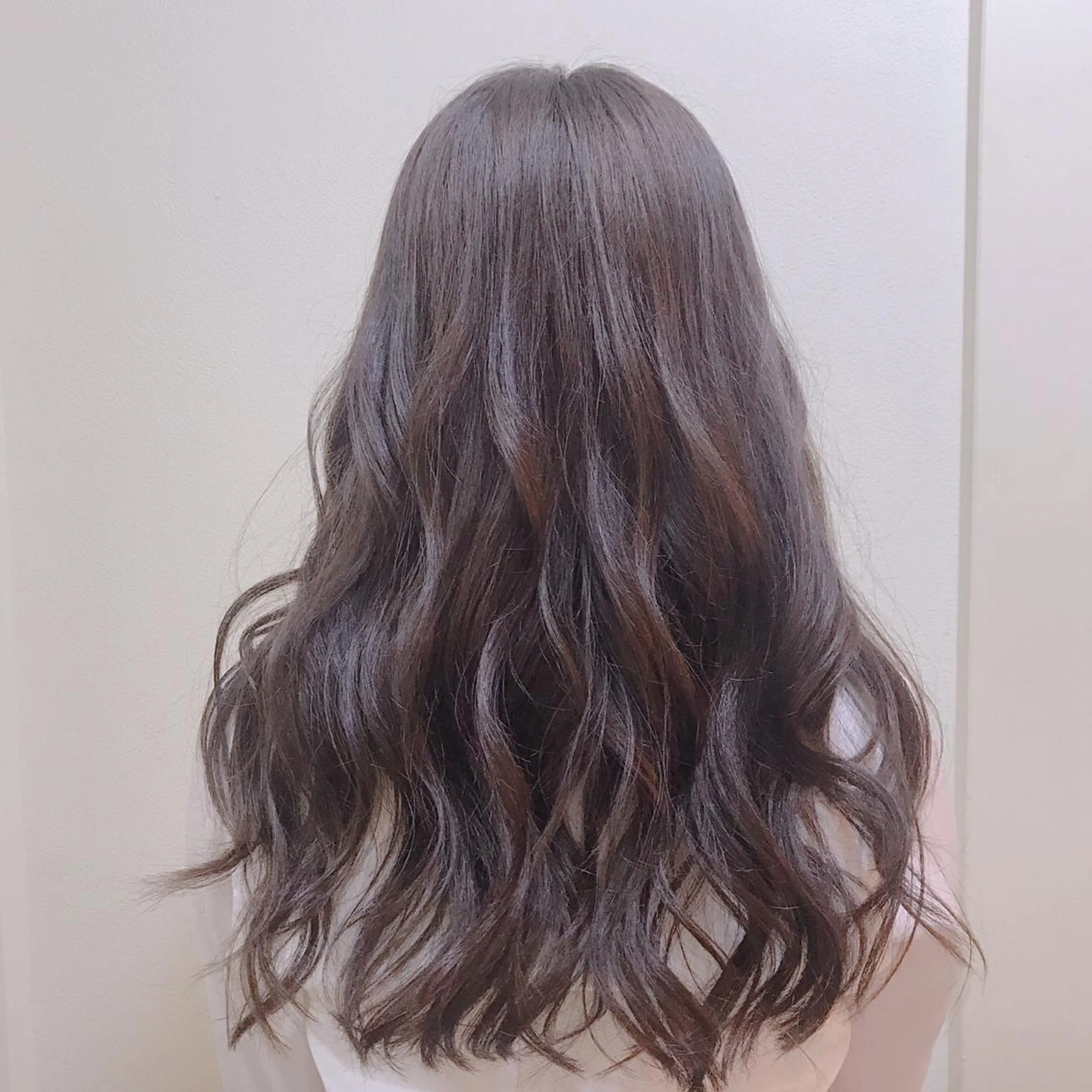ロング カラー 中野 ゆかのヘアスタイル