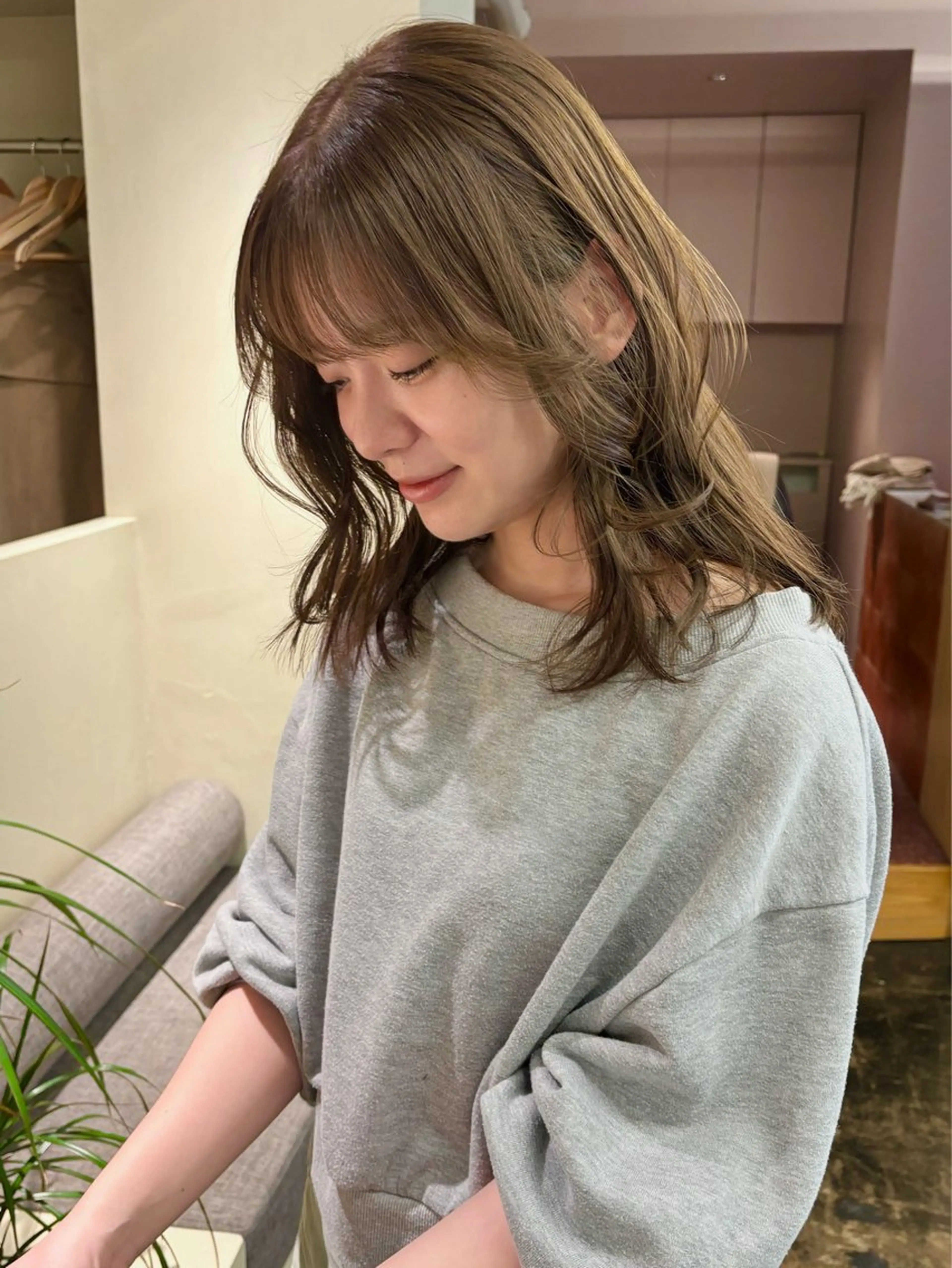 ミディアム カラー ミディアムレイヤー レイヤーカット カット ヘアカラー トリートメント 美空🐇 レイヤー / 透明感カラー🩰のヘアスタイル