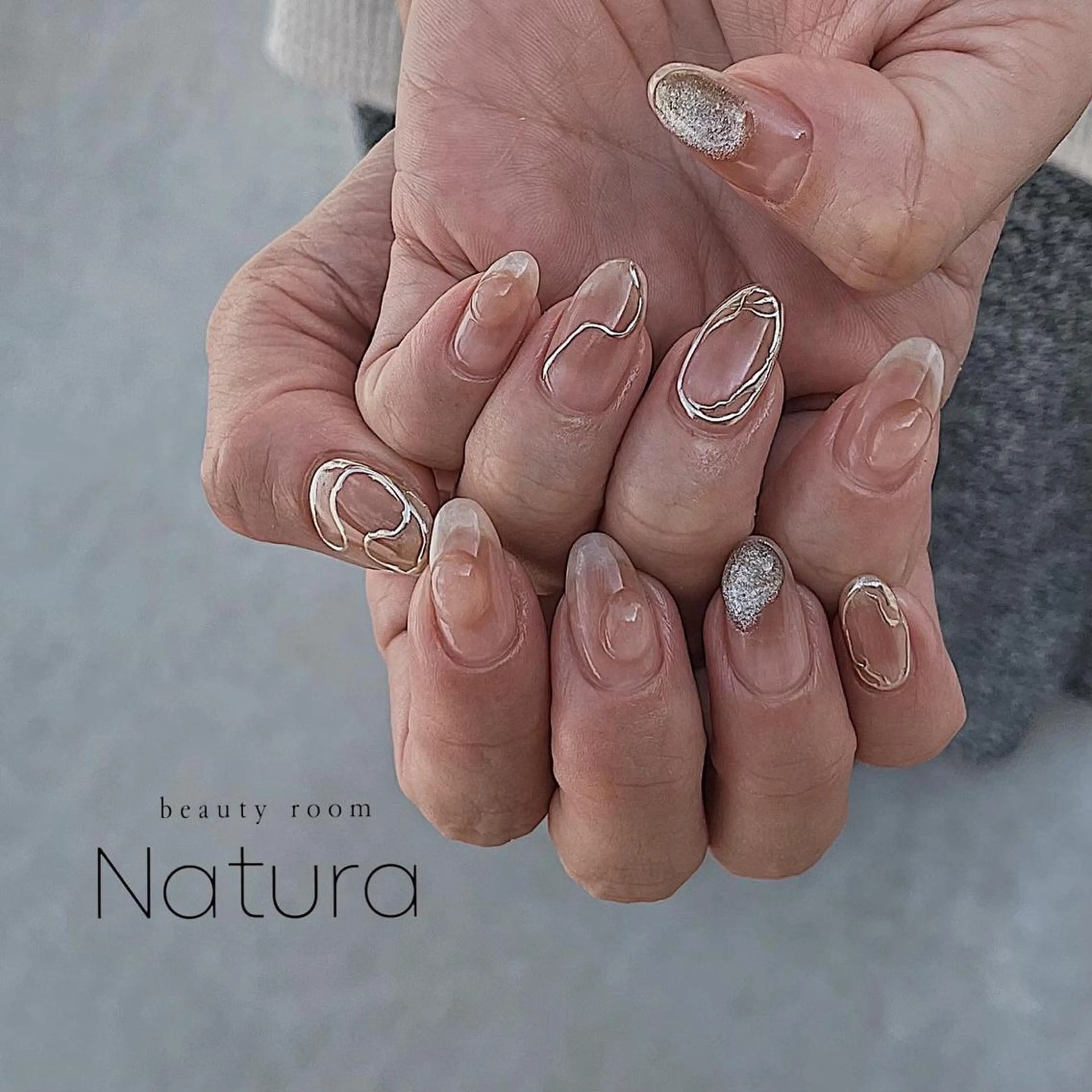 ネイル マツエク・マツパ アイブロウ ハンドネイル beautyroom Naturaのネイルデザイン