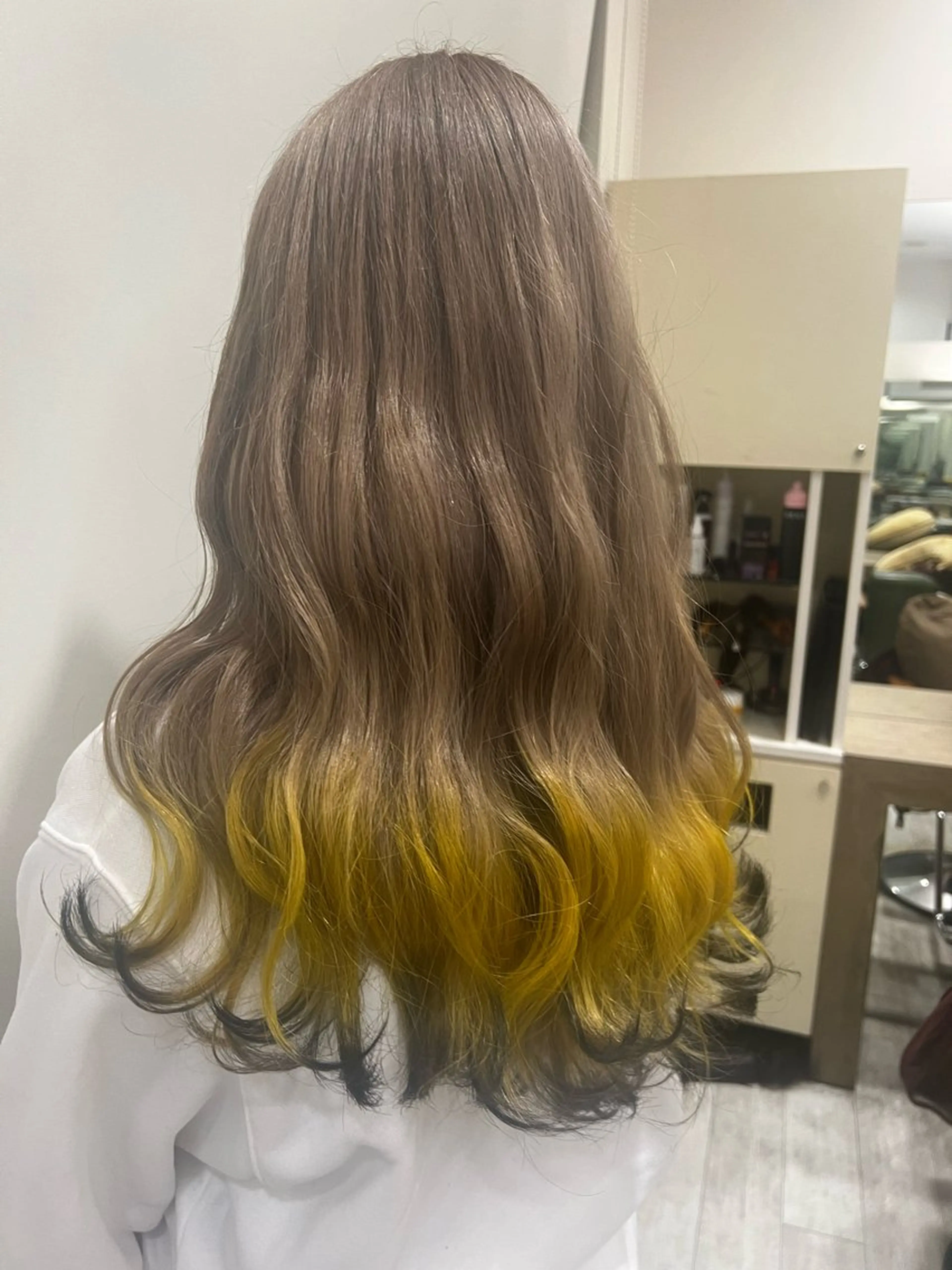 ロング ヘアカラー トリートメント 山田 香織のヘアスタイル