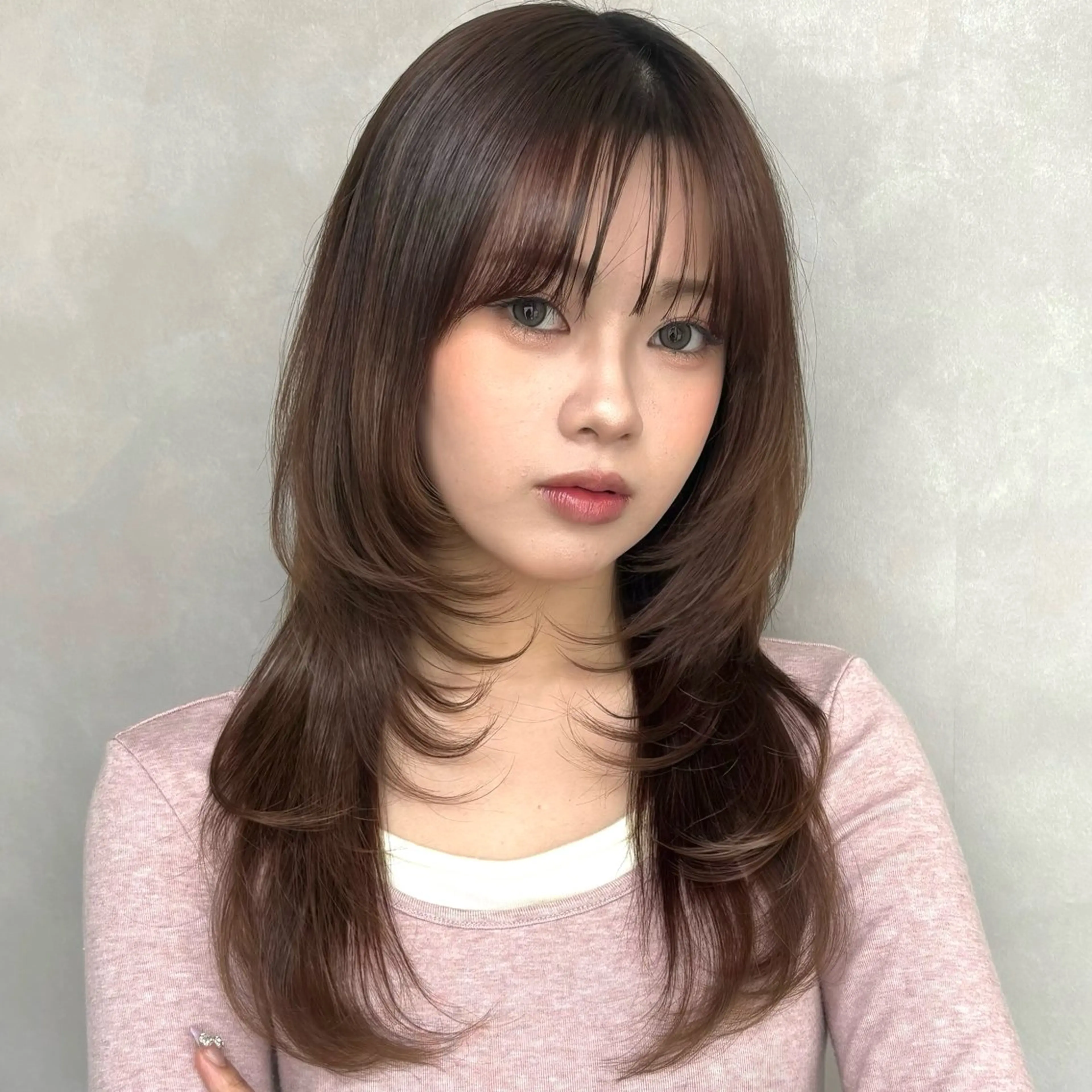 セミロング カラー アッシュ ベージュカラー ハッシュカット レイヤー/髪質改善 🩶KAITOのヘアスタイル