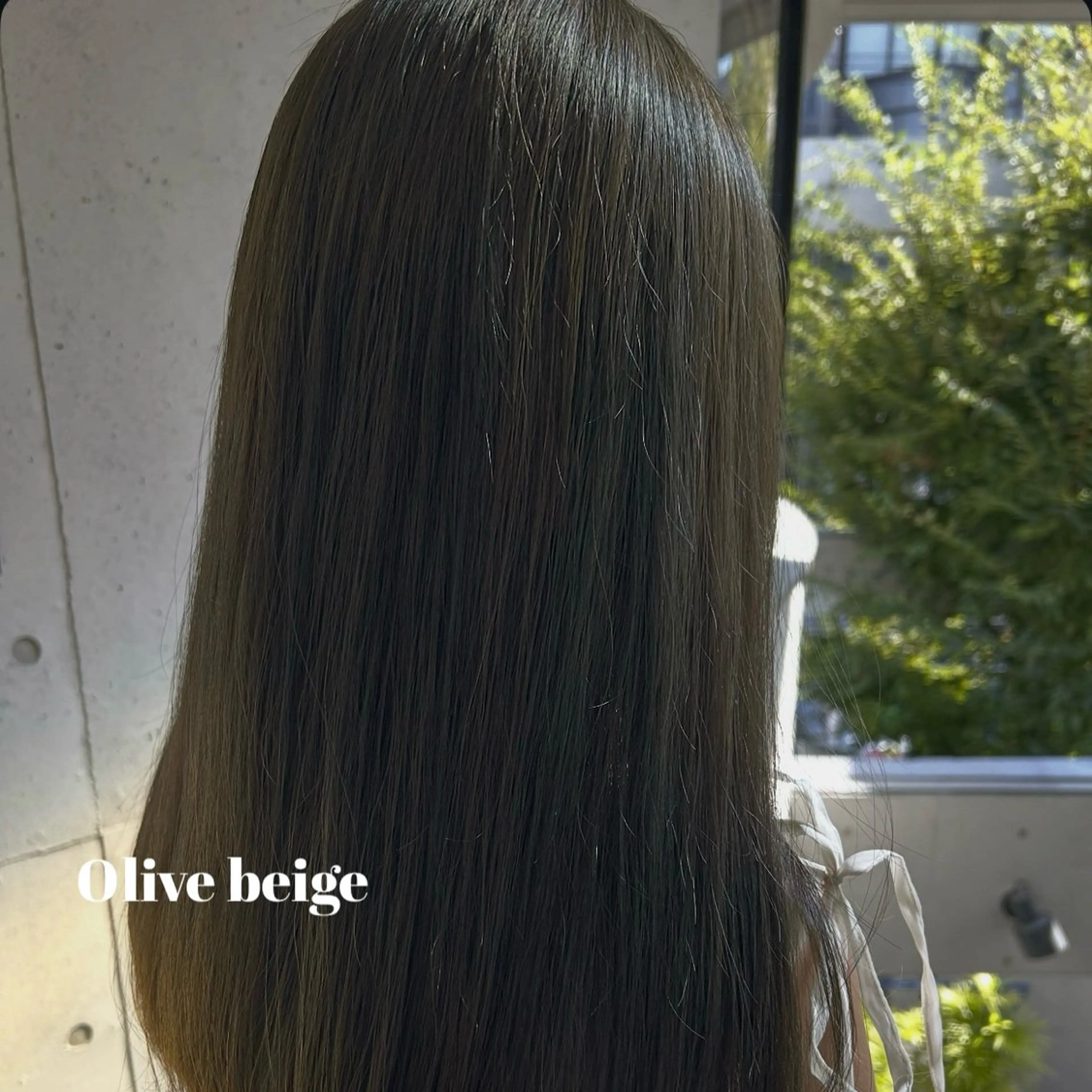 セミロング ヘアカラー トリートメント 荻野 晴香のヘアスタイル