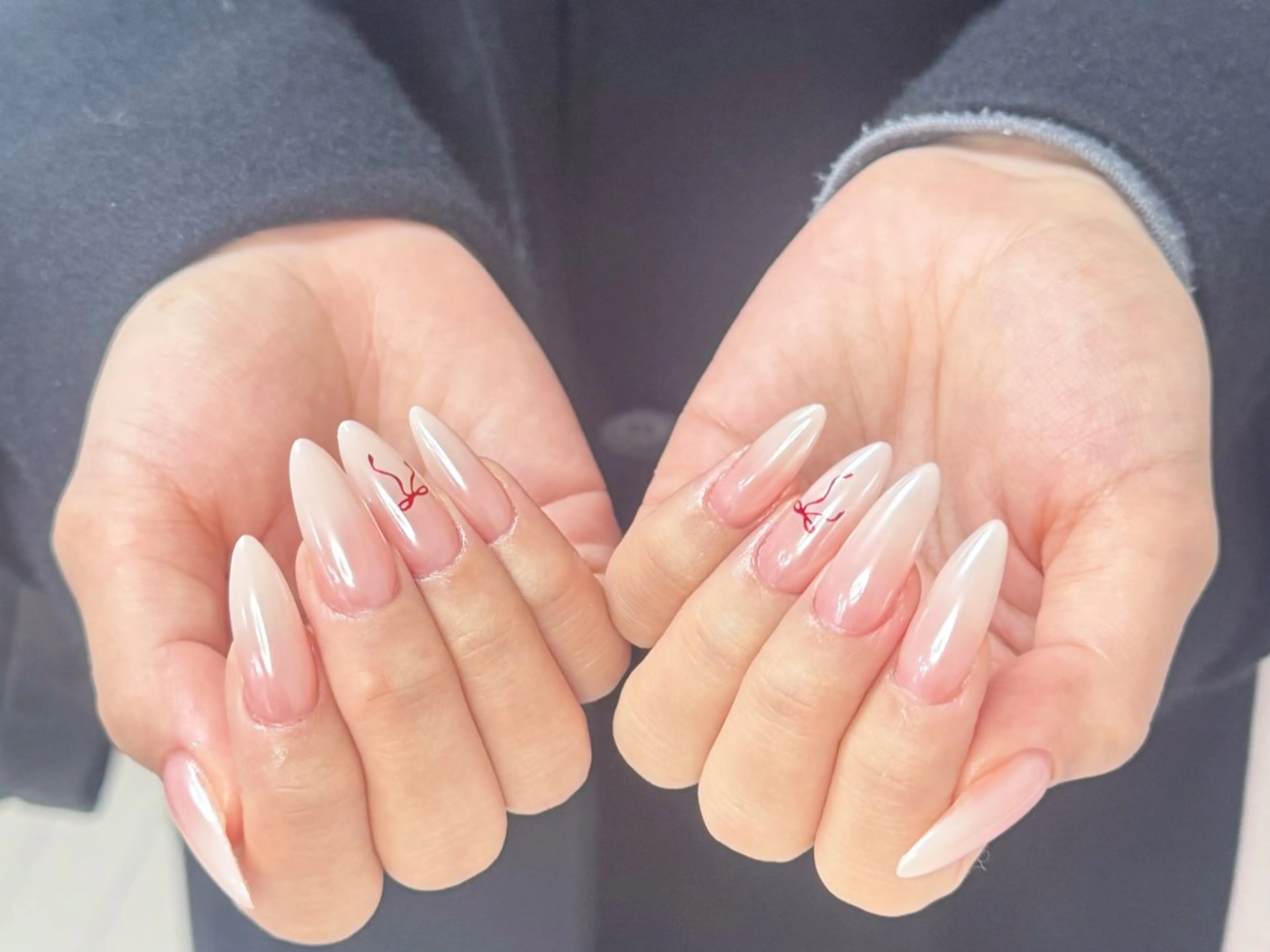 ネイル アートネイル オーロラネイル チークネイル フレンチネイル ガラスフレンチ ハンドネイル 🎀🎀YooLi Nail Salonのネイルデザイン