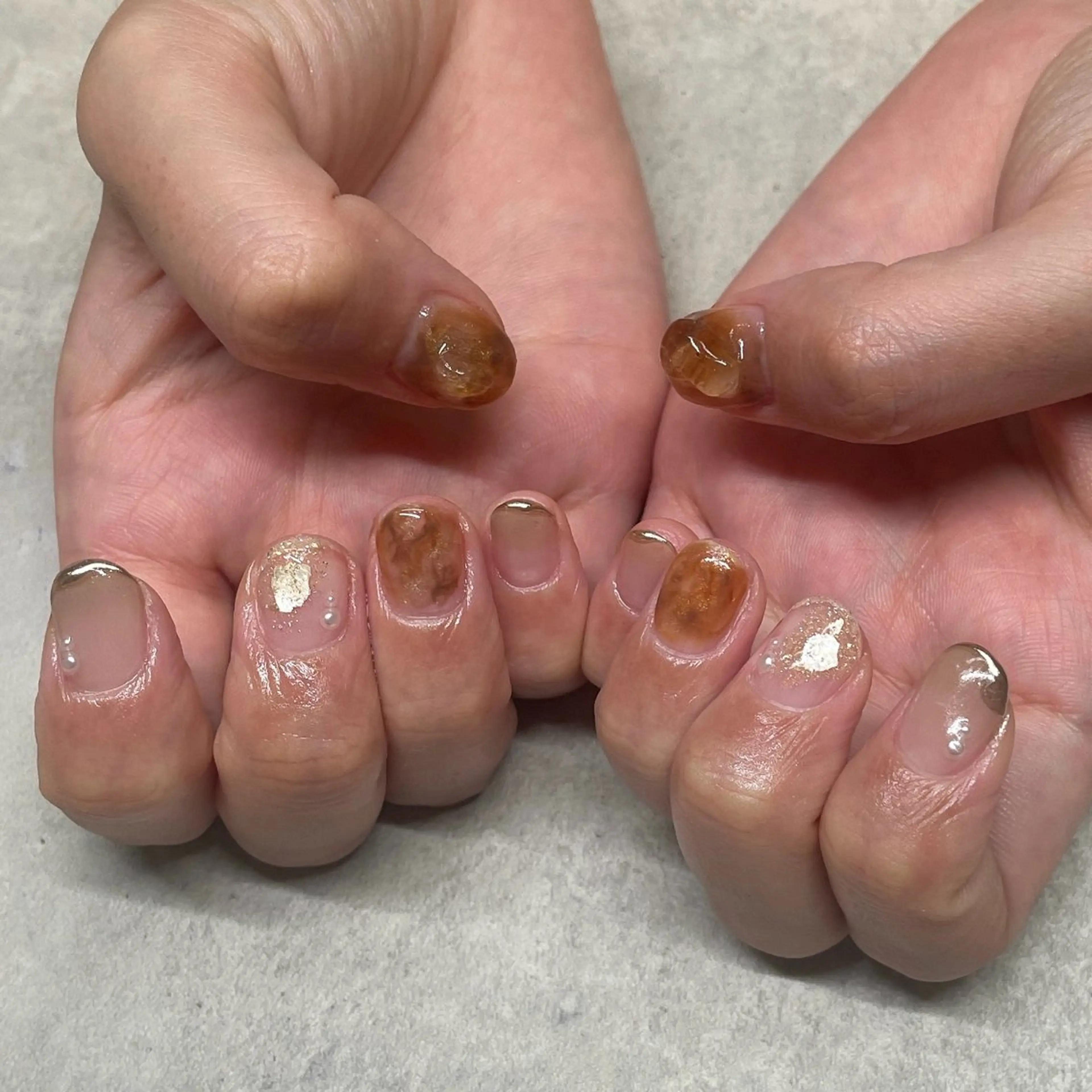 ネイル アートネイル 長さ出し ハンドネイル A85G ayakoのネイルデザイン