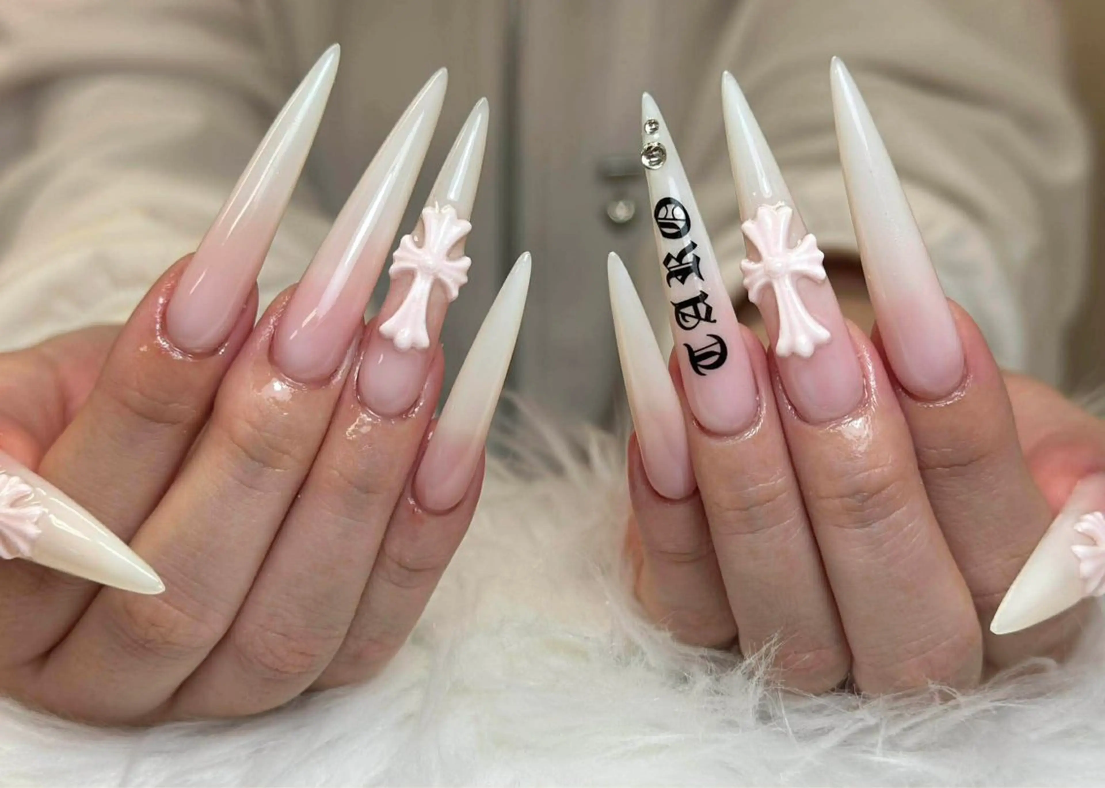 ネイル アートネイル 成人式 ジェルネイル ニュアンスネイル 夏ネイル ハンドネイル NIE MoMoのネイルデザイン