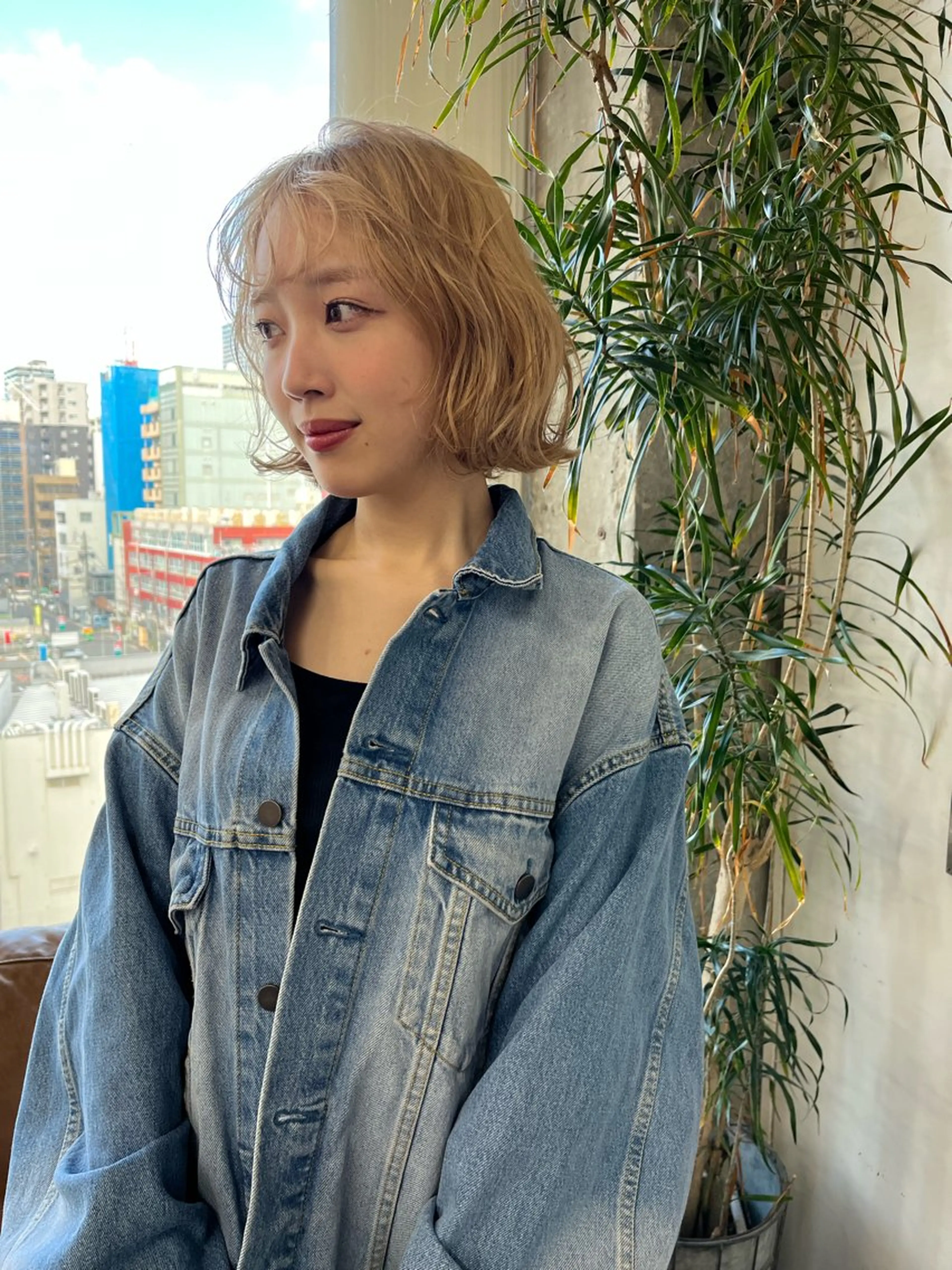 ミディアム カラー ブリーチ カット ヘアカラー トリートメント 小木曽智美 /ボブ/ショートのヘアスタイル