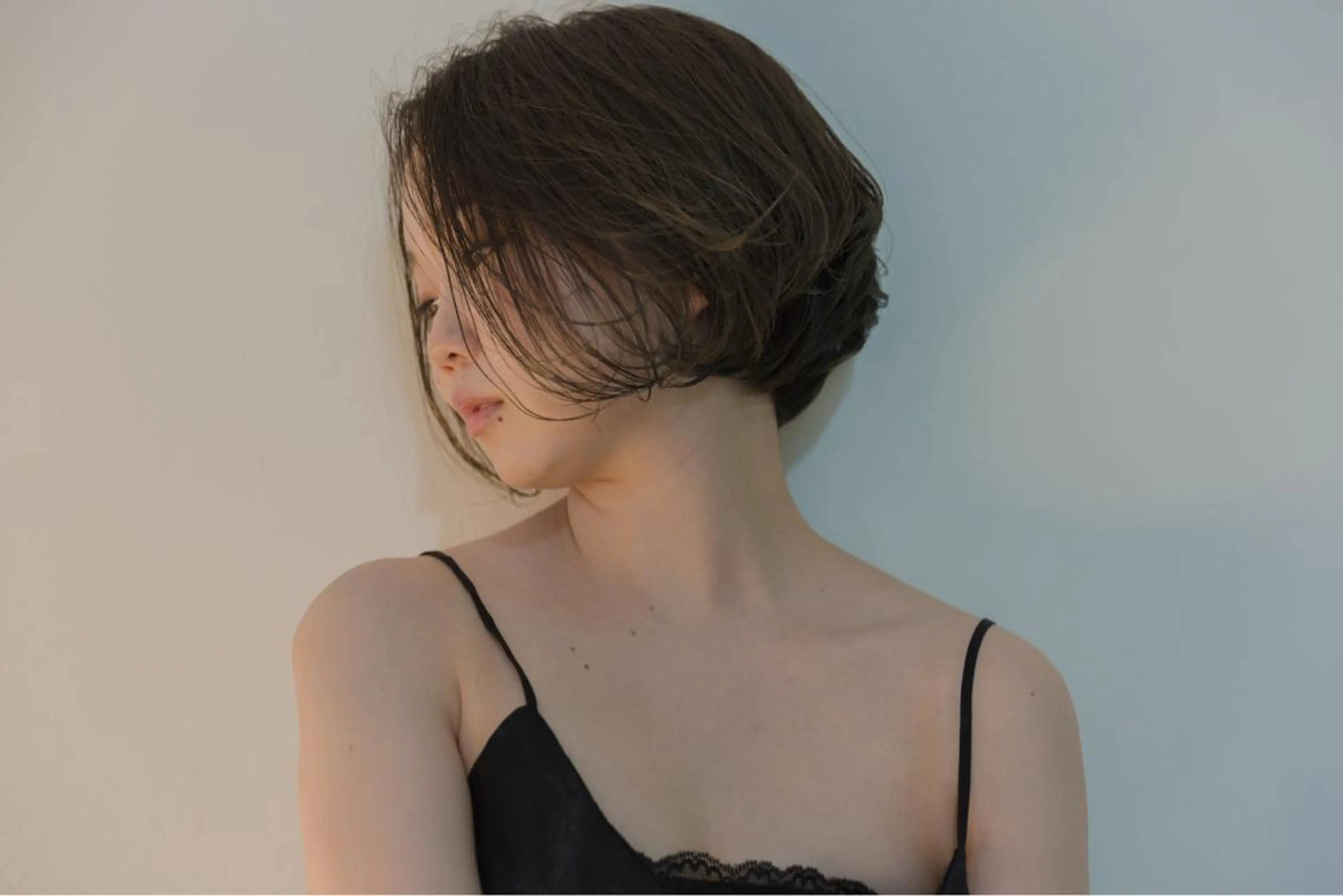 ショート カラー ツジガキ ユウスケのヘアスタイル