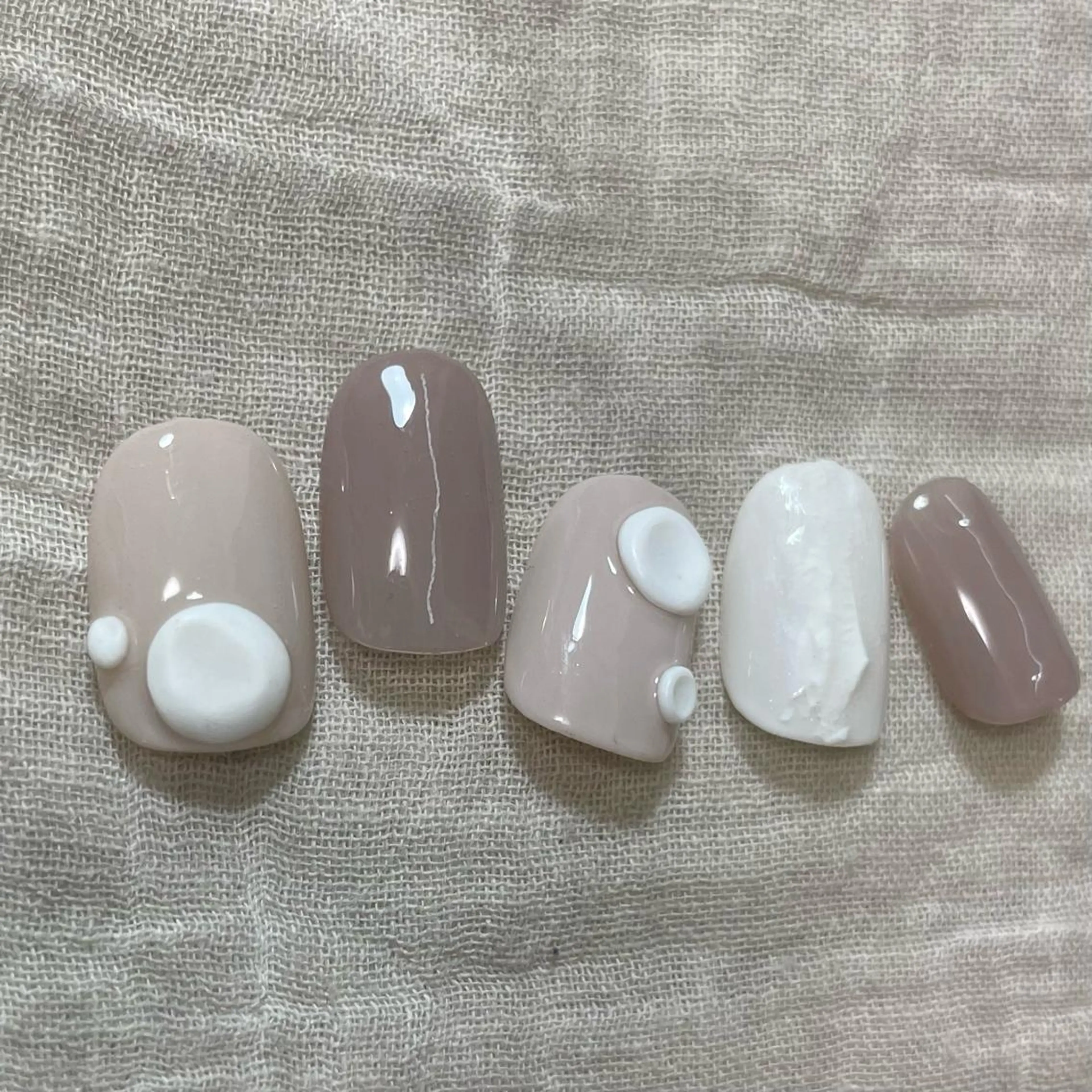 ネイル 長さ出し ラメ(グリッター) スカルプネイル ハンドネイル A85G ayakoのネイルデザイン