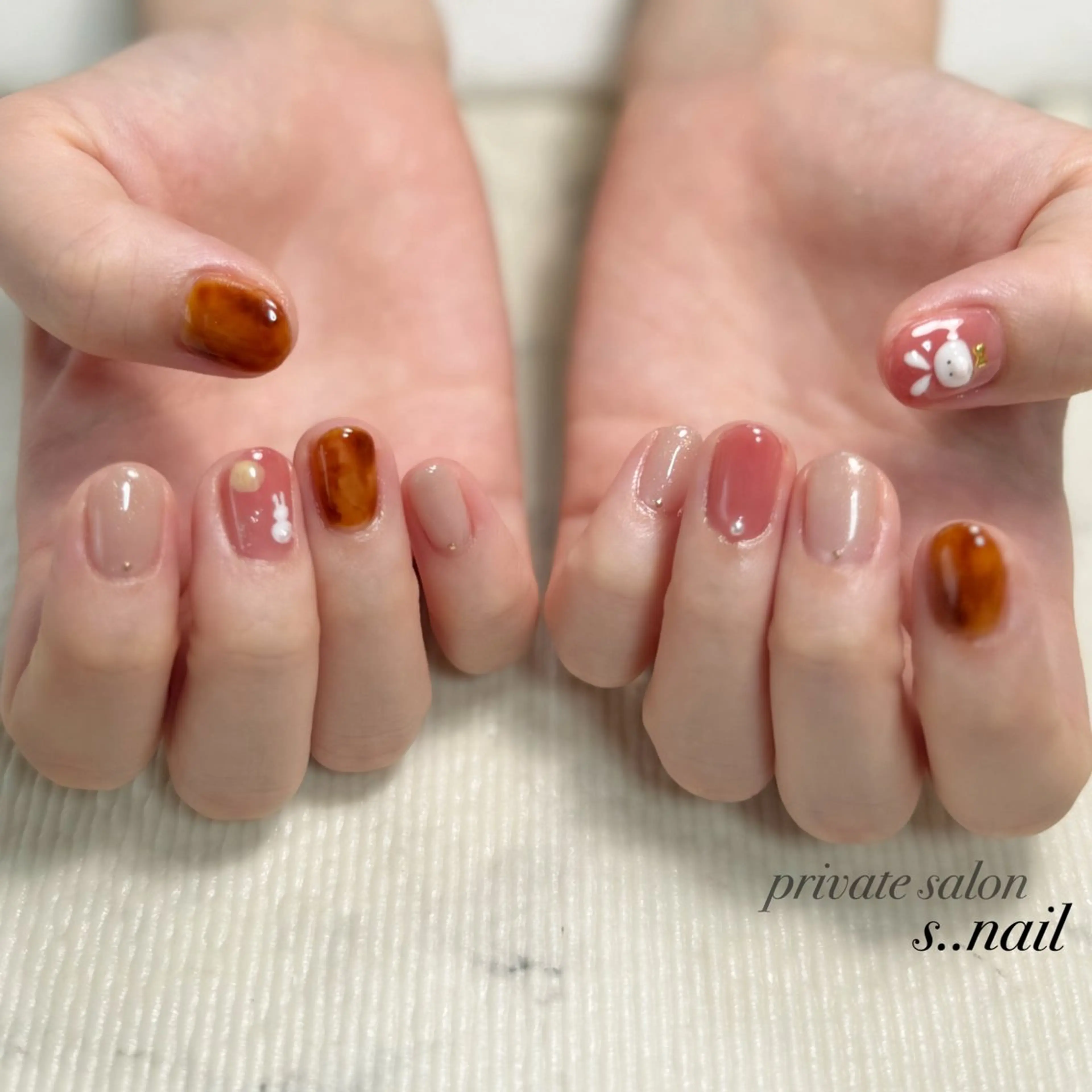 ネイル べっ甲ネイル ハンドネイル フットネイル s..nail / MORITAのネイルデザイン