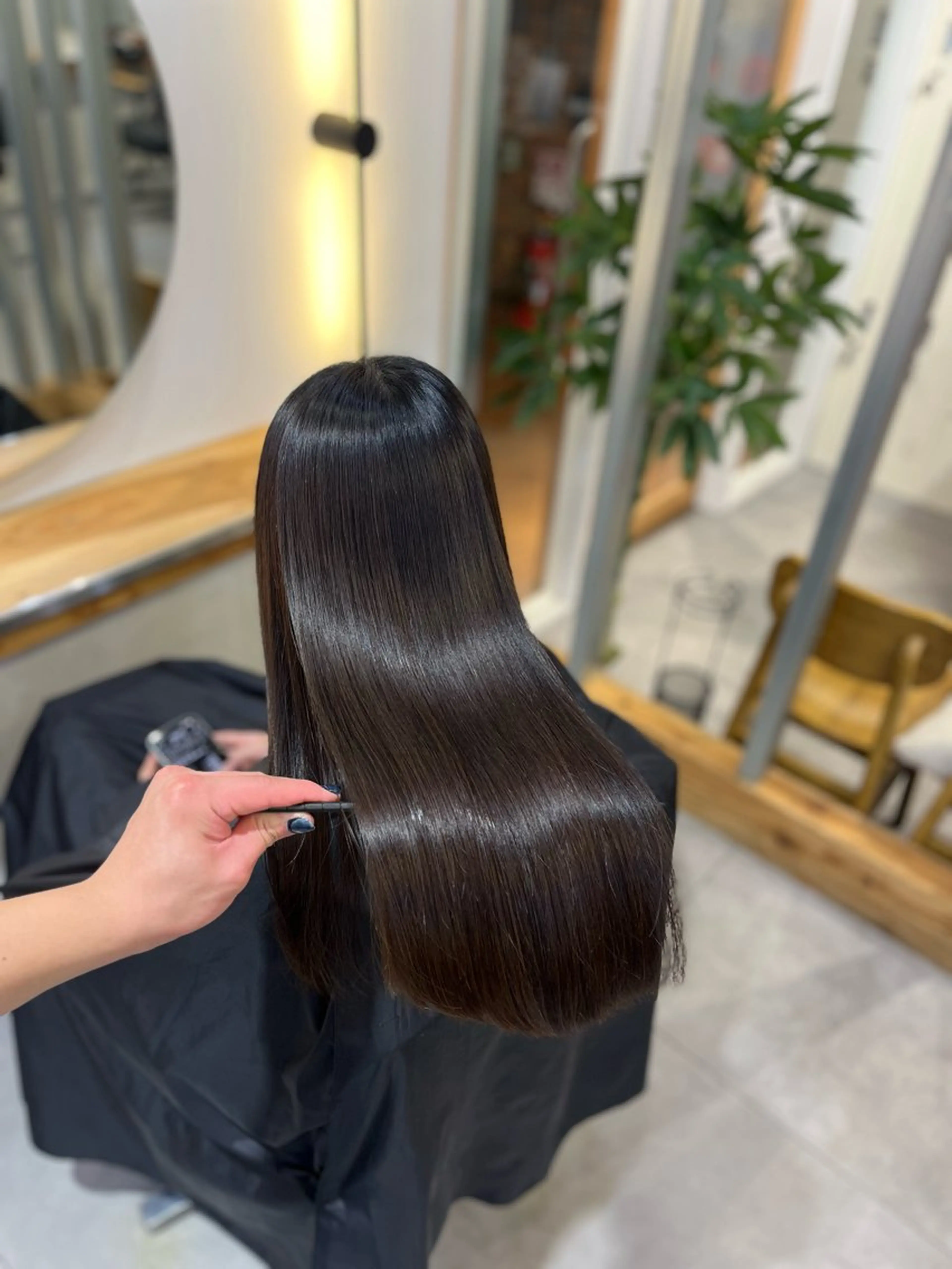 ロング 冨田 悠稀/ 髪質改善カラー🫧のヘアスタイル