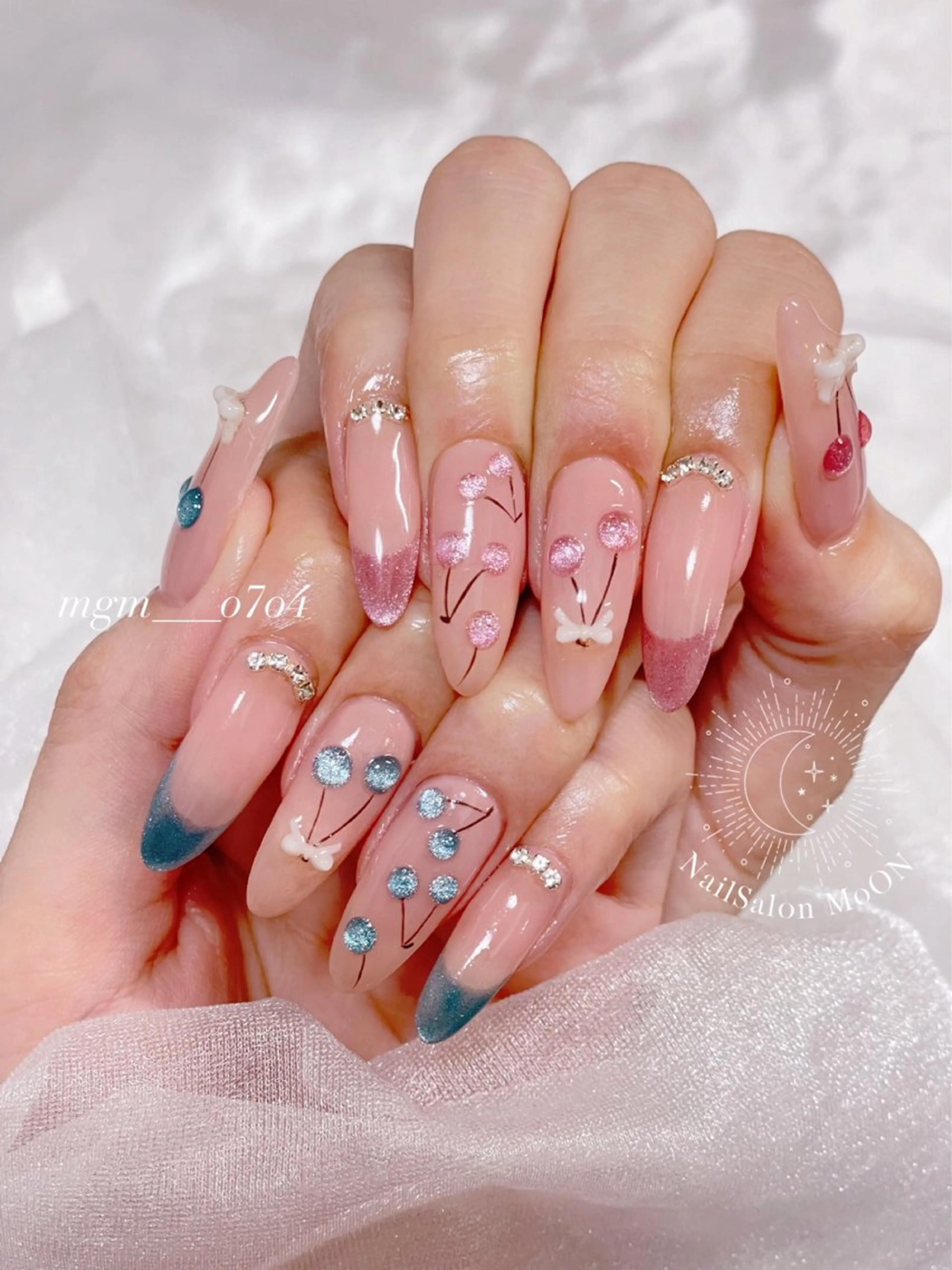 ハンドネイル ハンドケア MoON...❤︎ MeGuのネイルデザイン