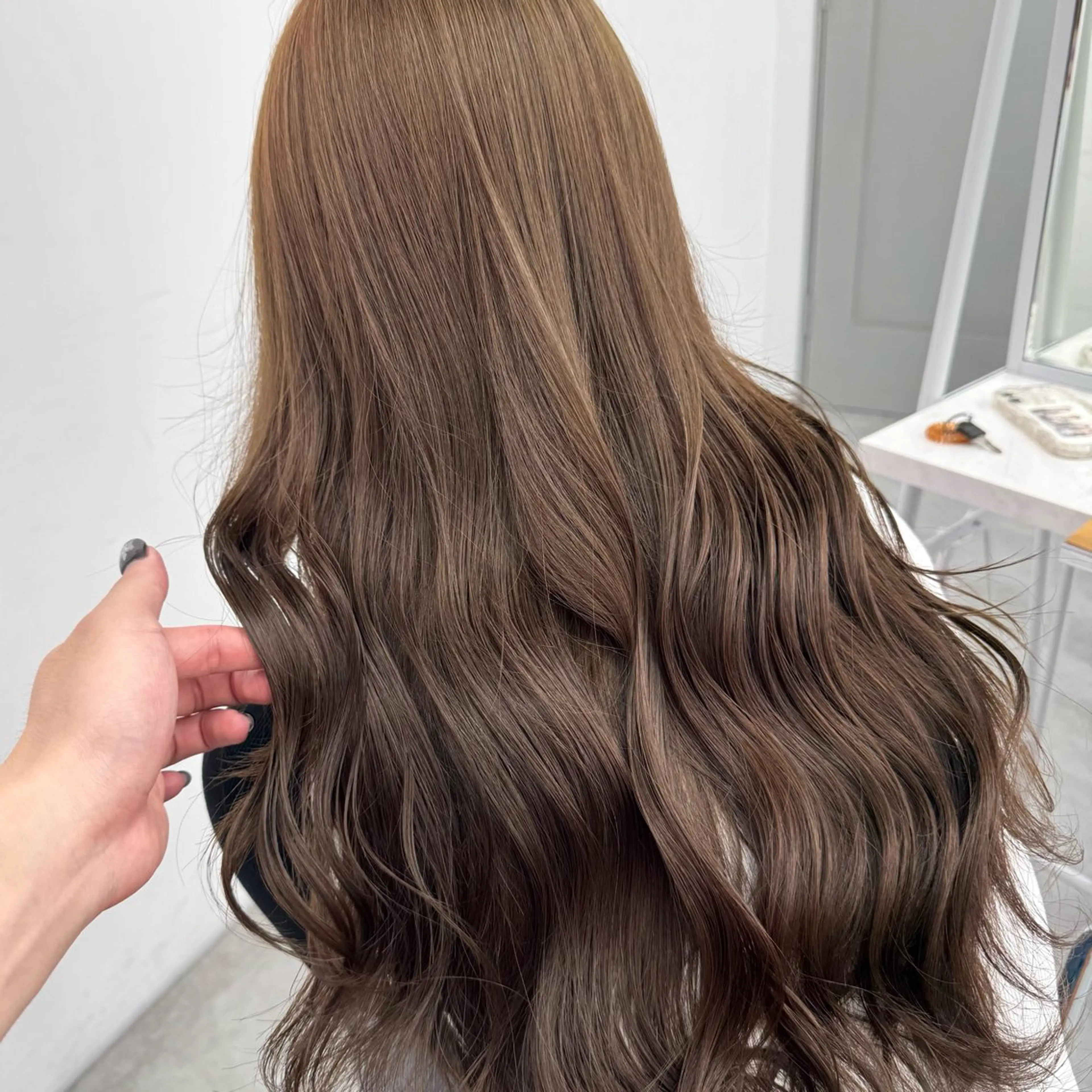 ロング カラー ヘアアレンジ ヘアカラー ブリーチなしカラー /新百合ヶ丘/安形翔のヘアスタイル