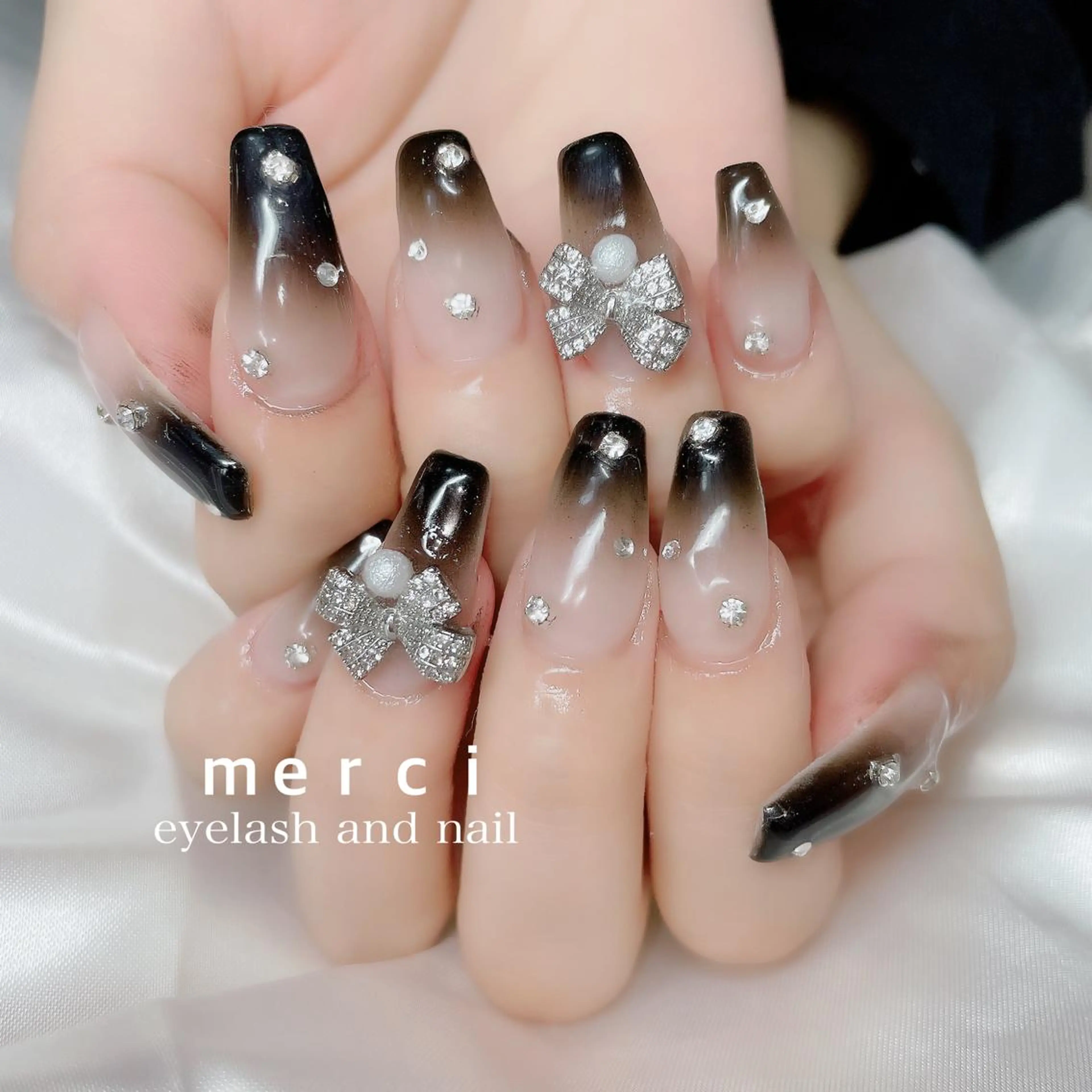 ネイル ハンドネイル merci nailのネイルデザイン