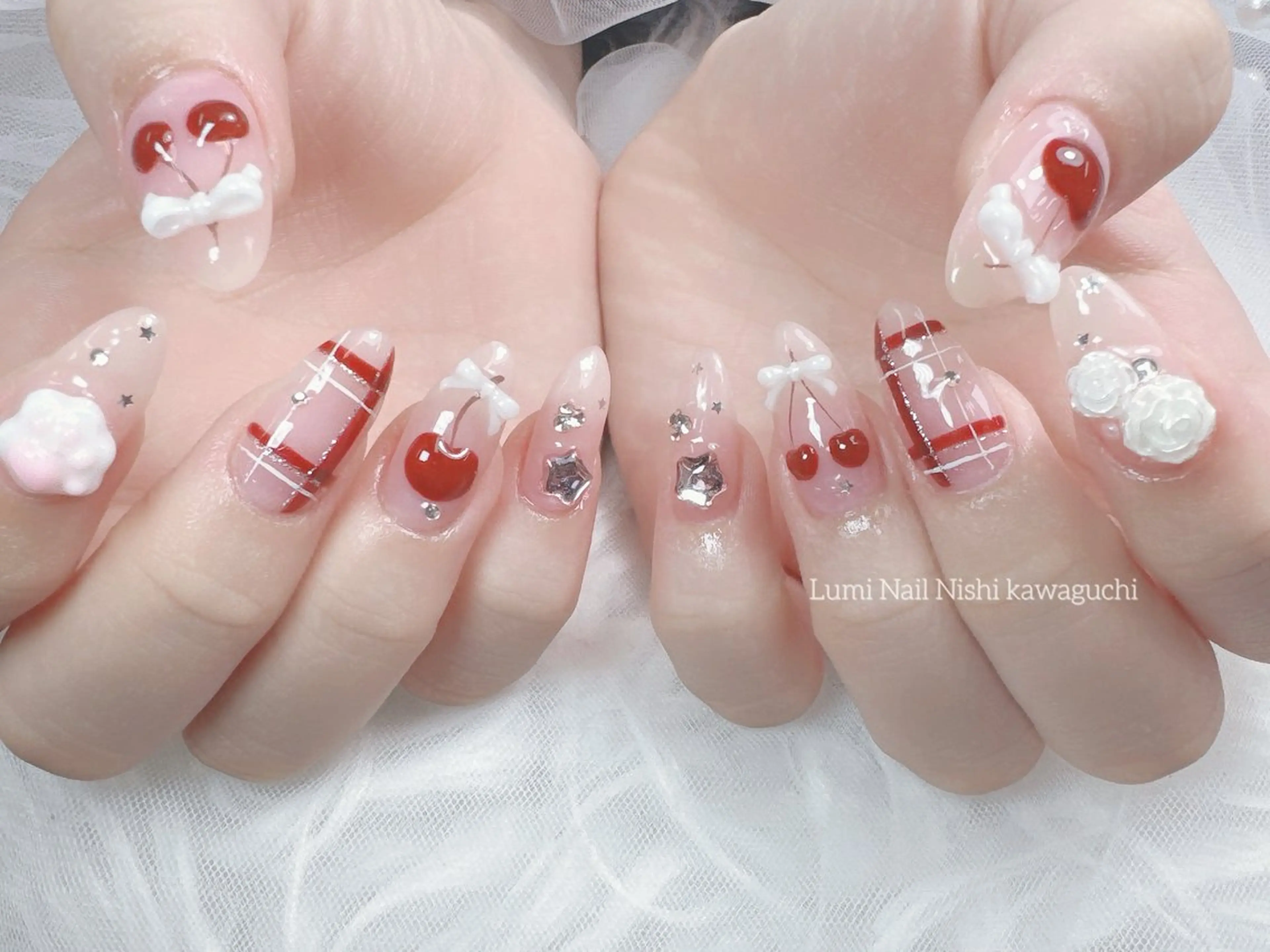 ネイル チークネイル フラッシュネイル ジェルネイル グラデーション ハート Lumiネイルサロン所属・Lumi Nail Salonのネイルデザイン