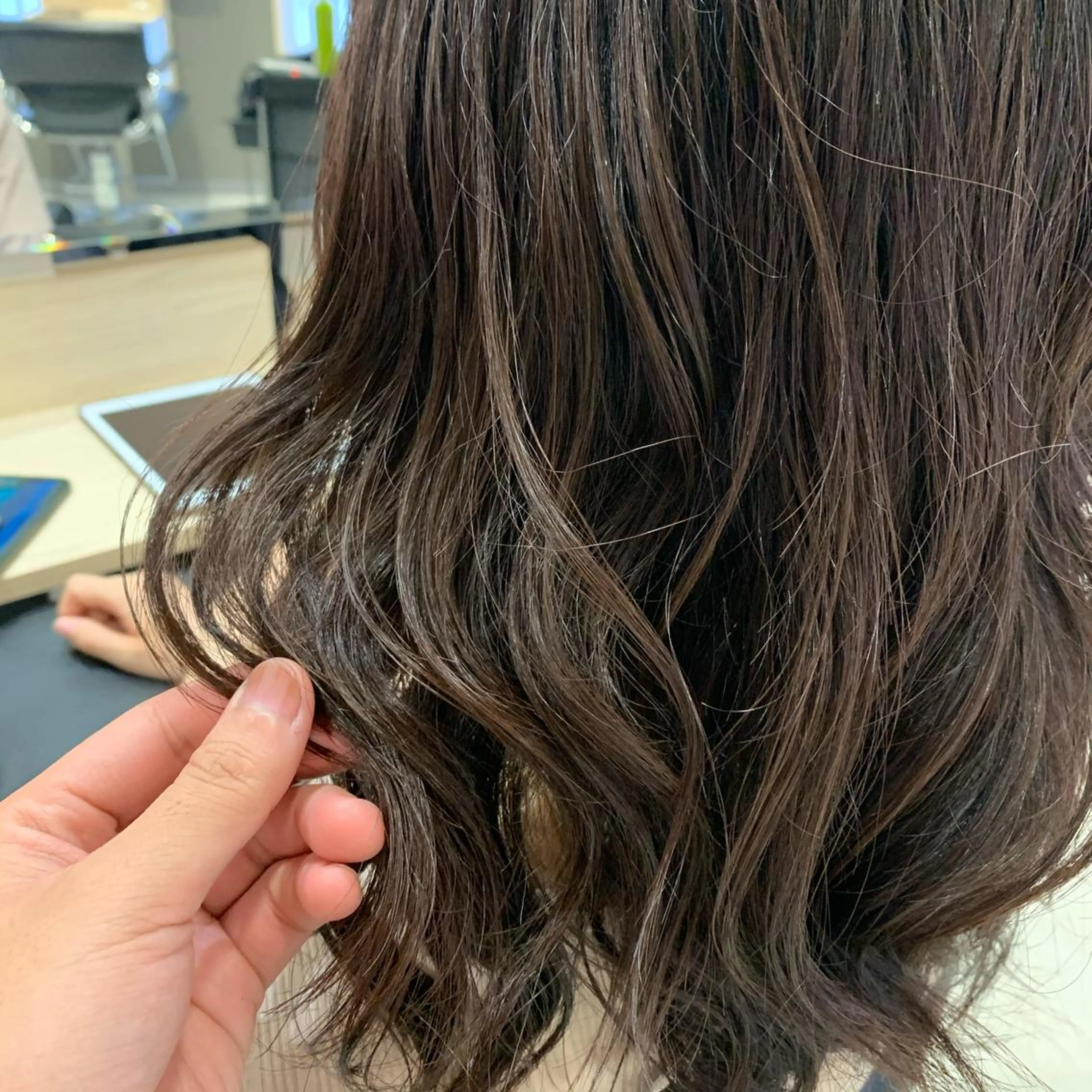 カラー 髪質改善専門店 Lucasのヘアスタイル