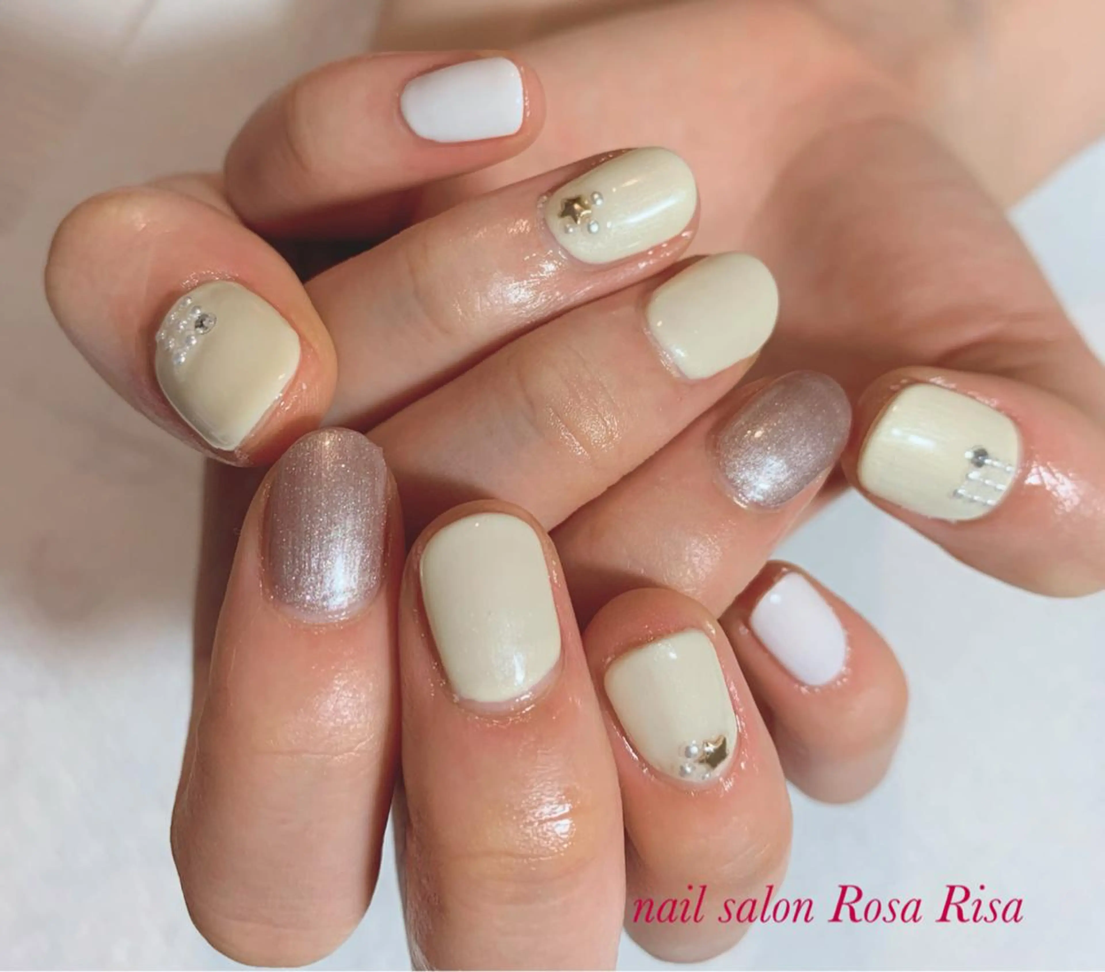 ショート ネイル ネイルスタジオ シェイクユアハンズのネイルデザイン