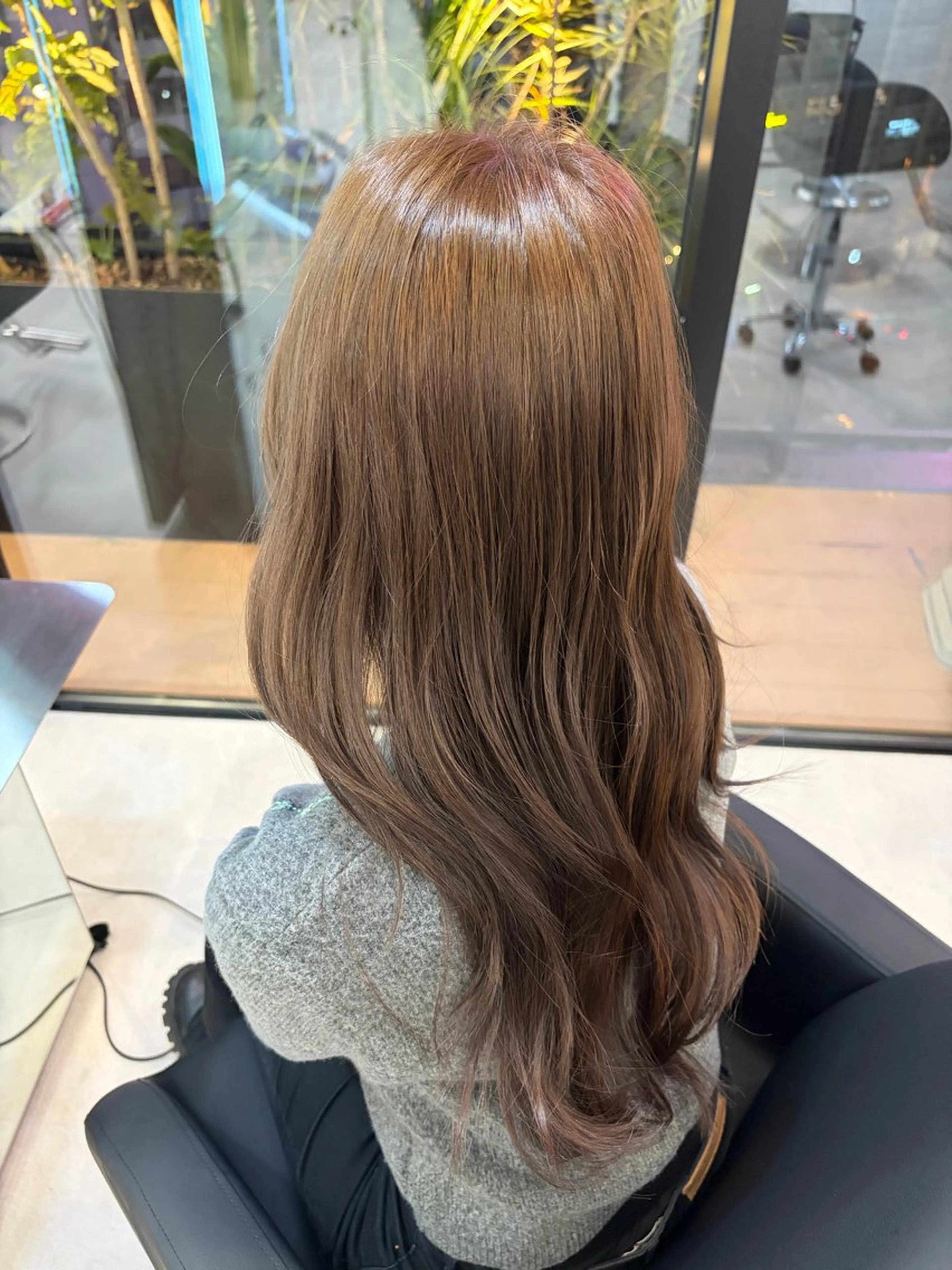 ロング カラー ベージュカラー 透明感カラー オリーブベージュ 透明感韓国ヘア💜 Harutoのヘアスタイル