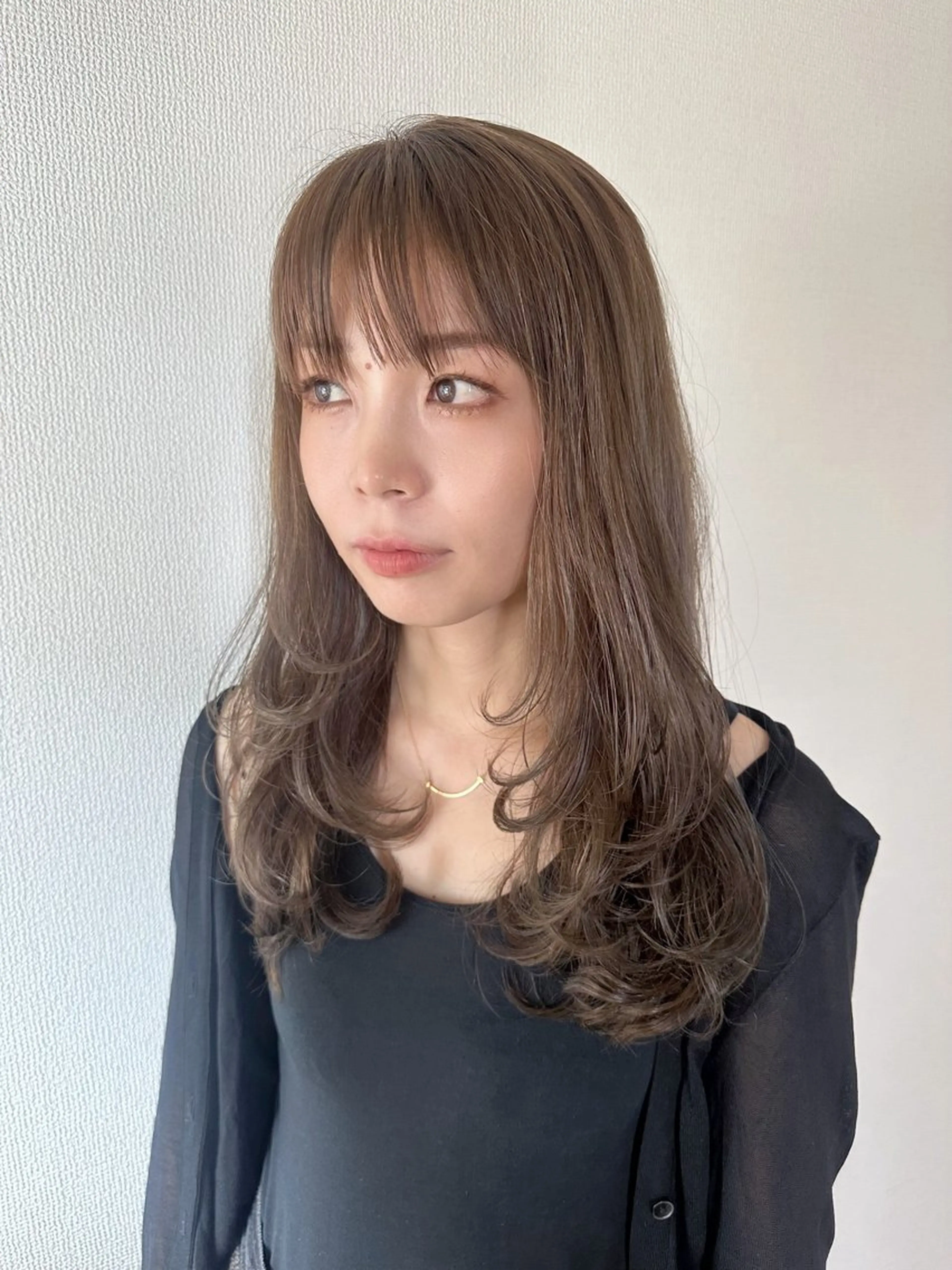 ロング 顔まわりレイヤー 顔周りカット 韓国風ヘア レイヤーカット 似合わせカット 大人レイヤー& 透明感カラー💄のヘアスタイル