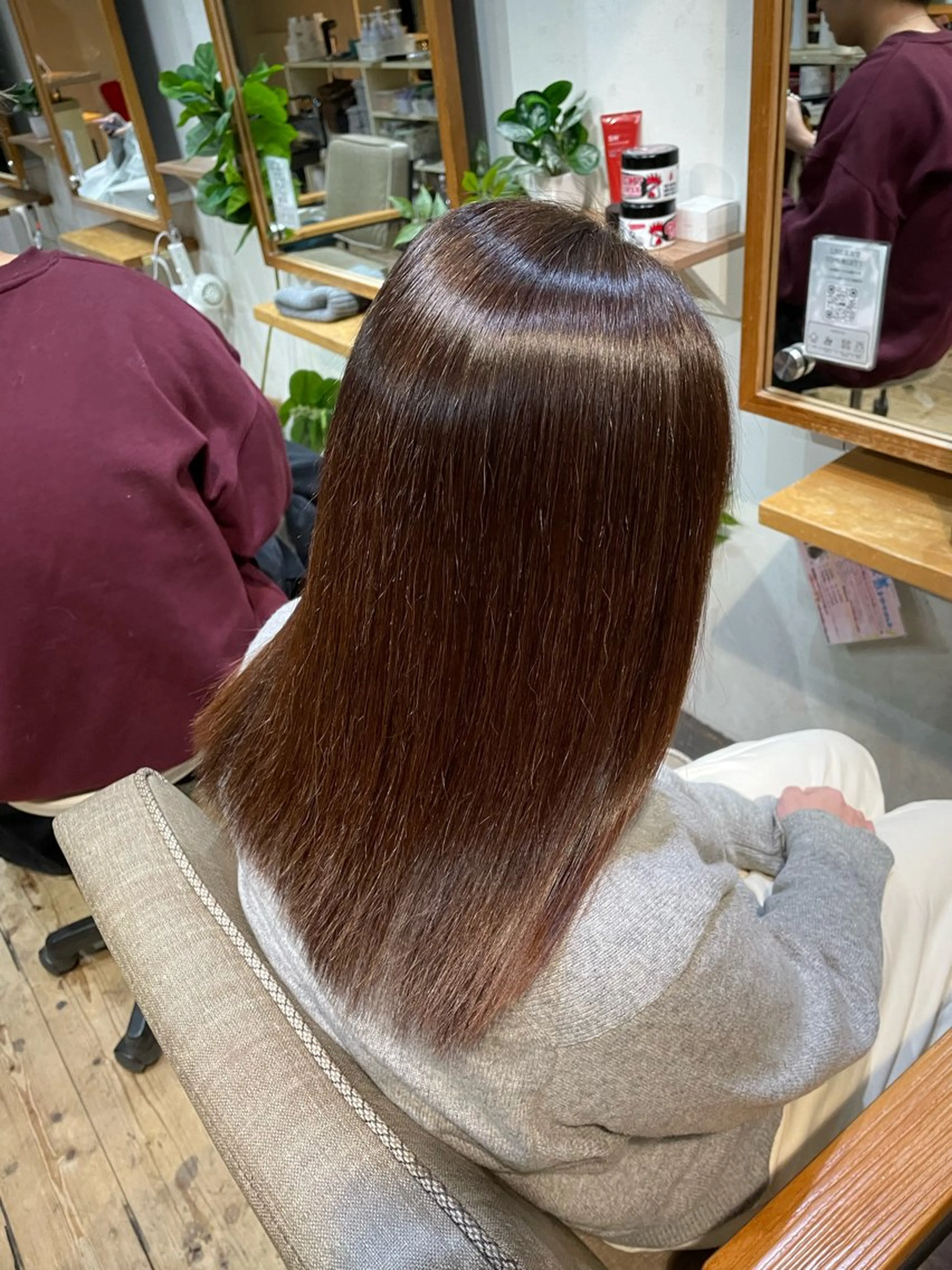 ミディアム 脇 麻紘のヘアスタイル