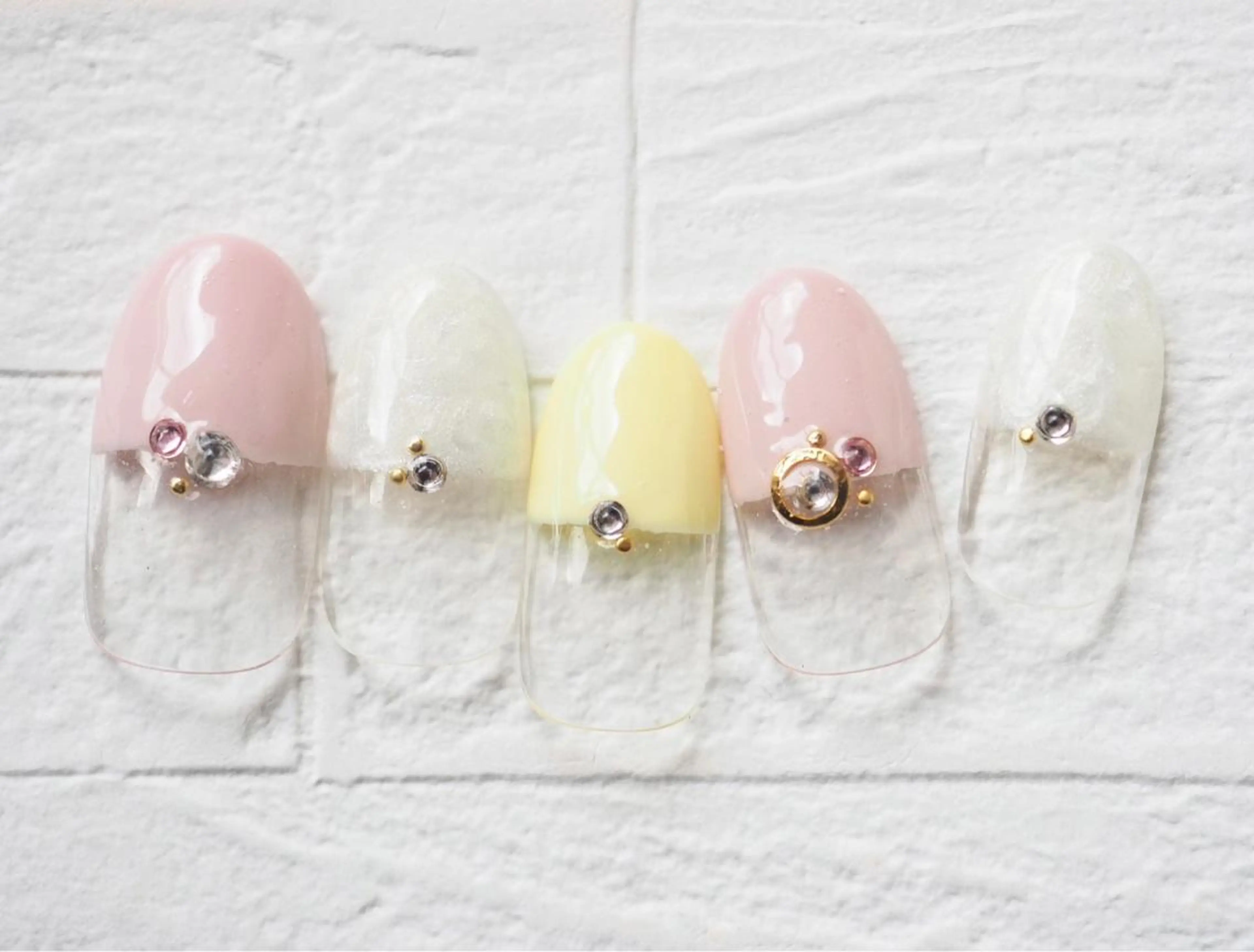 ネイル ハンドネイル トップネイリスト Ribbon立川店のネイルデザイン