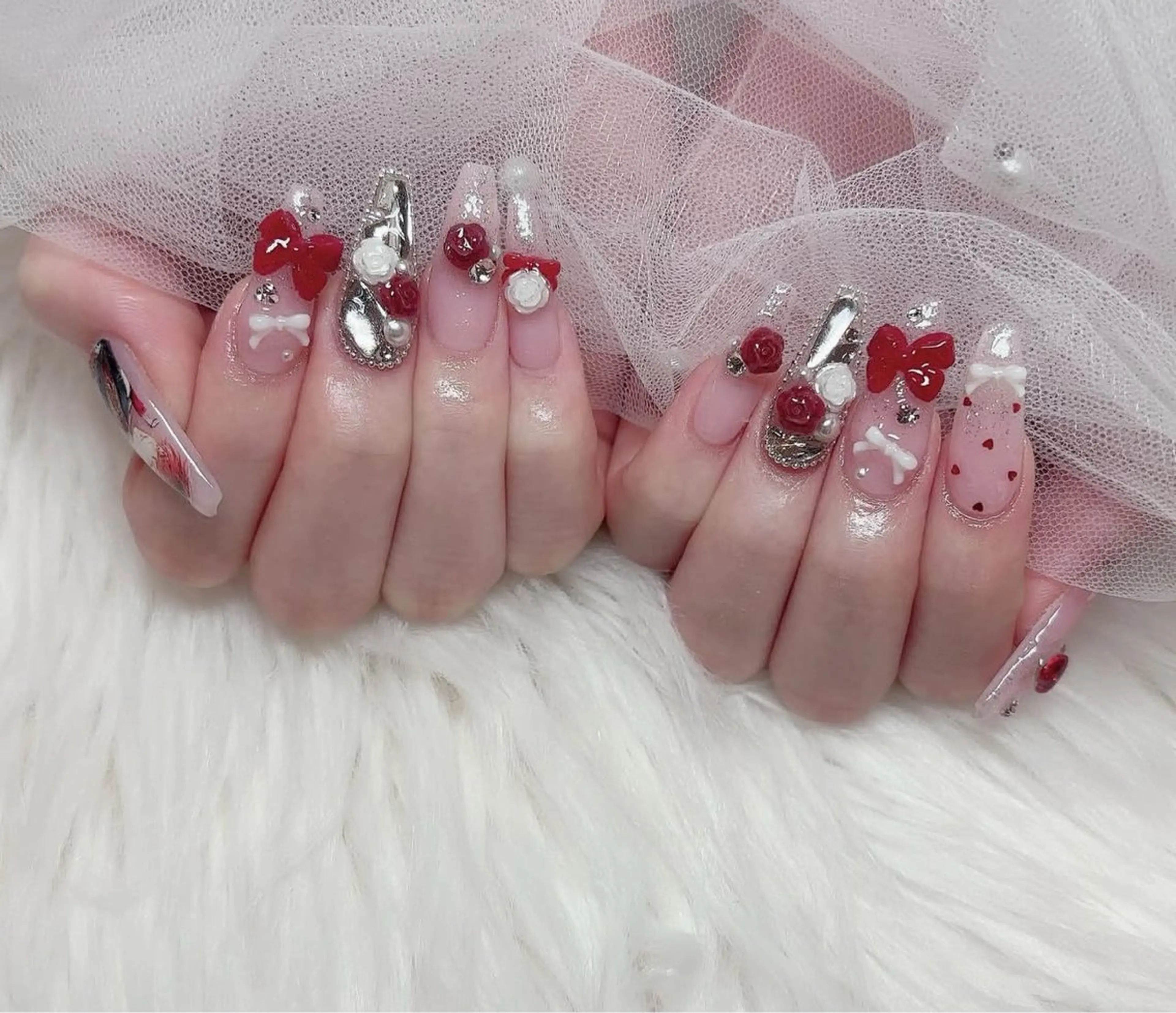 ネイル アートネイル グラデーション キラキラネイル ニュアンスネイル オフィスネイル ハンドネイル Amee Nail Salonのネイルデザイン