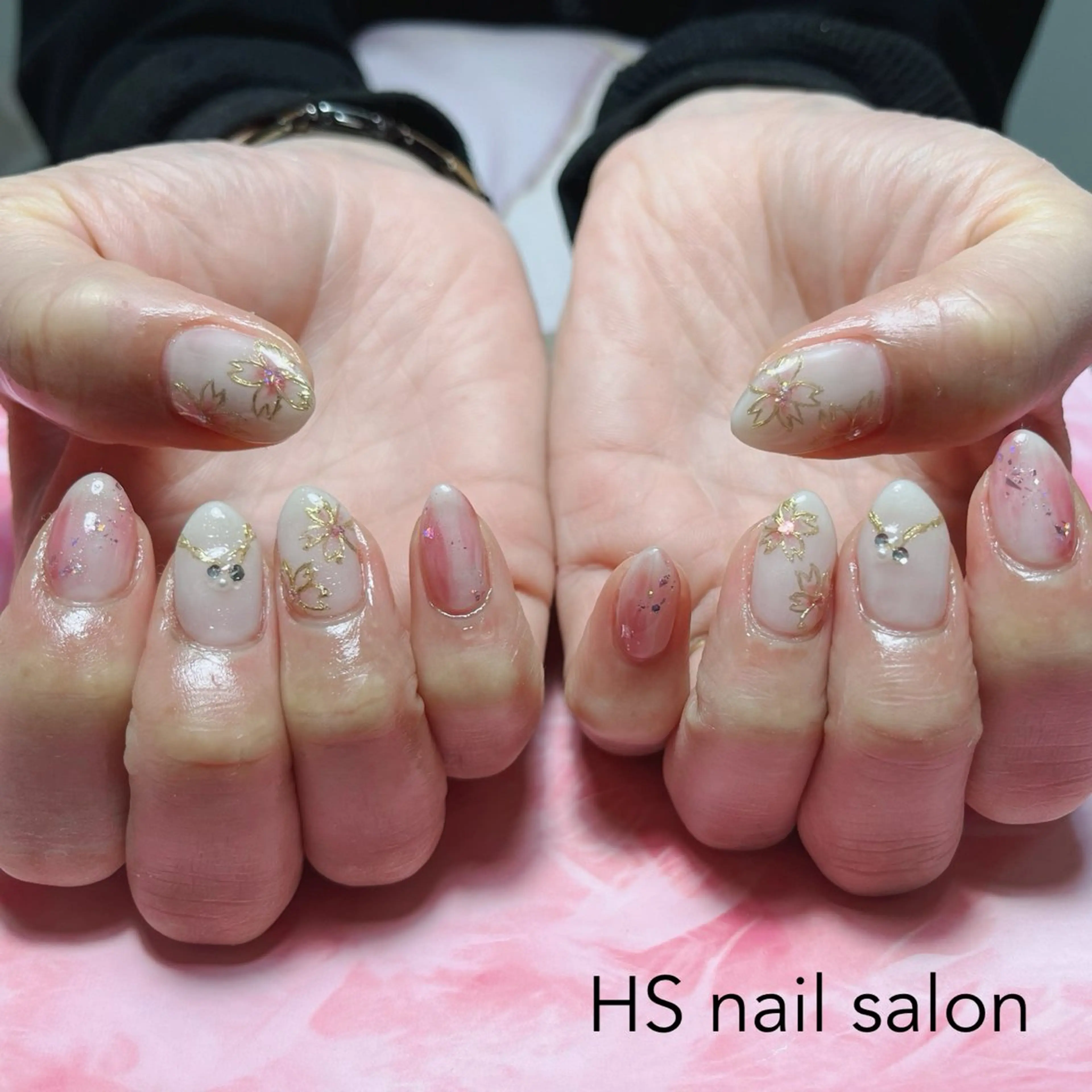 ミディアム ハンドネイル hs nail salonのネイルデザイン