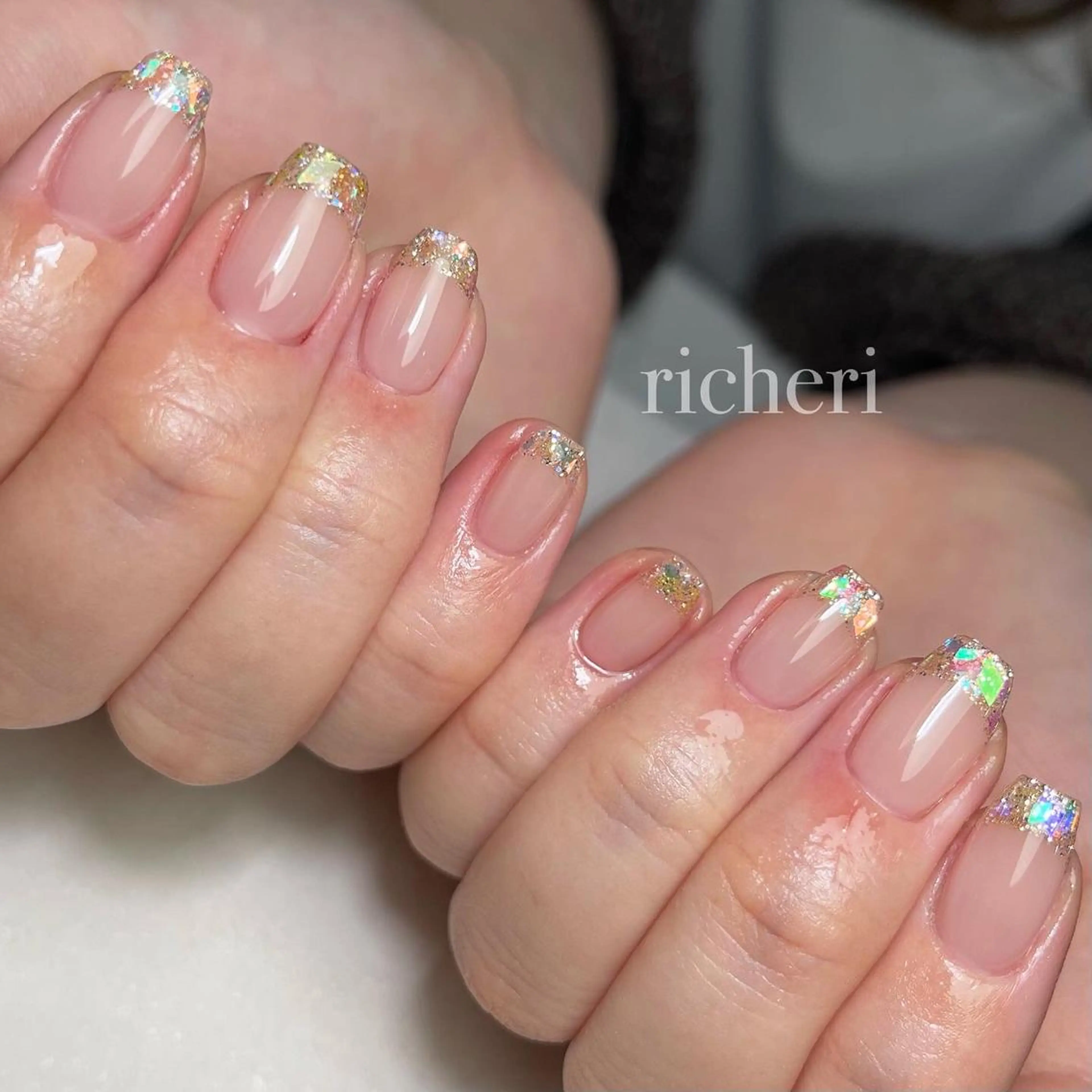 ミディアム ネイル ハンドネイル richeri beautyのエステ・リラクイメージ