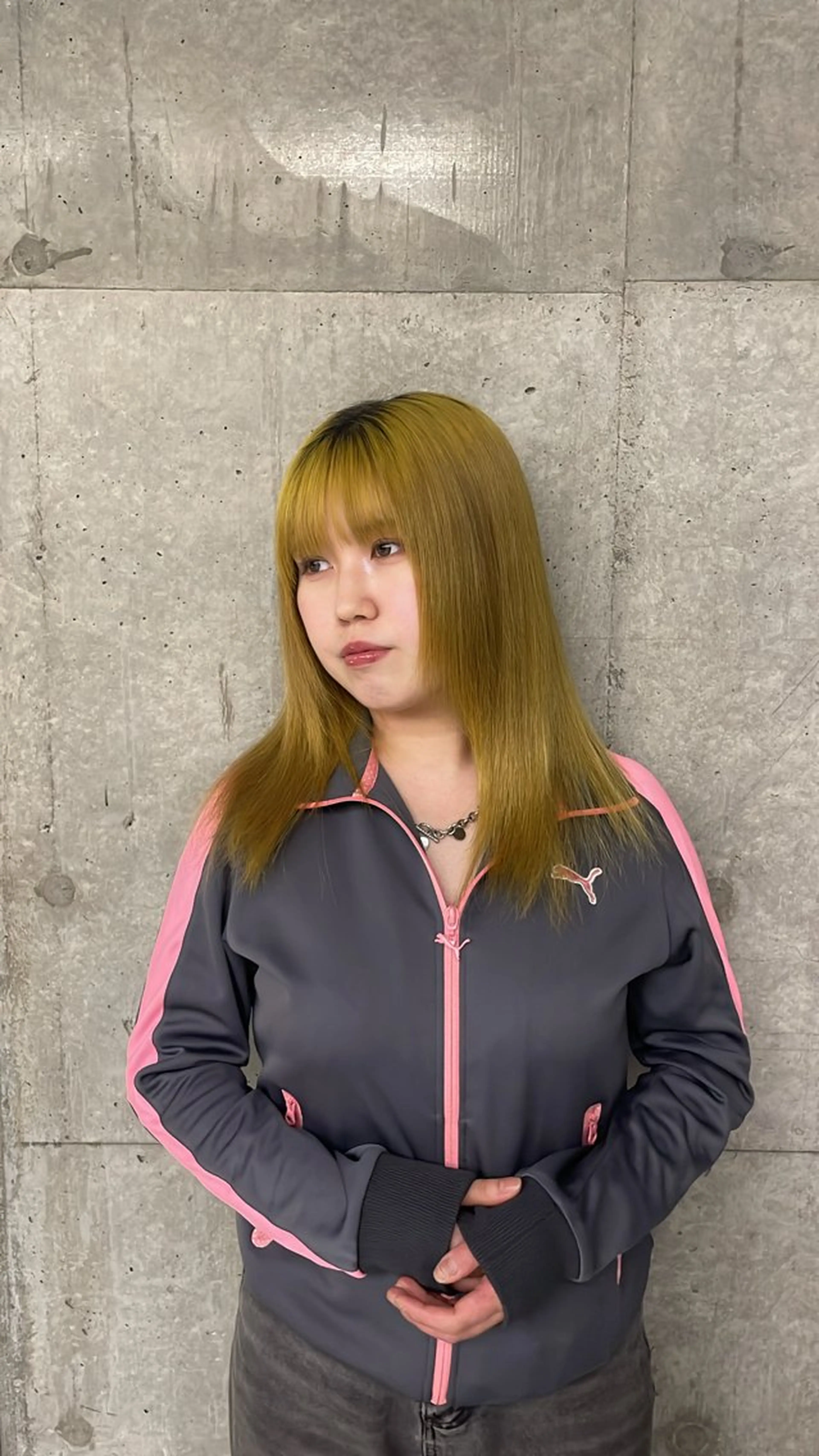 ミディアム カラー ブロンド ヘアカラー 🦋カラーモデル募集 🦋荒木彩花のヘアスタイル